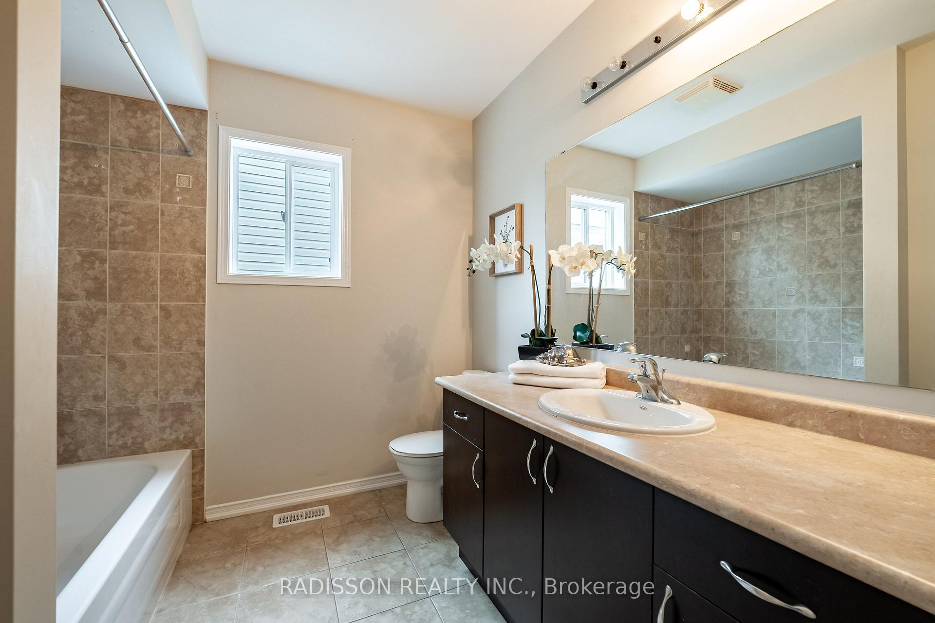 Photo 20 of 1679 Arborwood Drive, Oshawa, Taunton — HOMEH