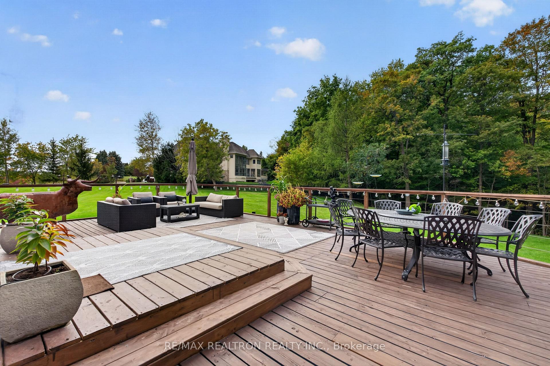 Photo 90 of 37 Offord Crescent, Aurora, Bayview Southeast — HOMEH