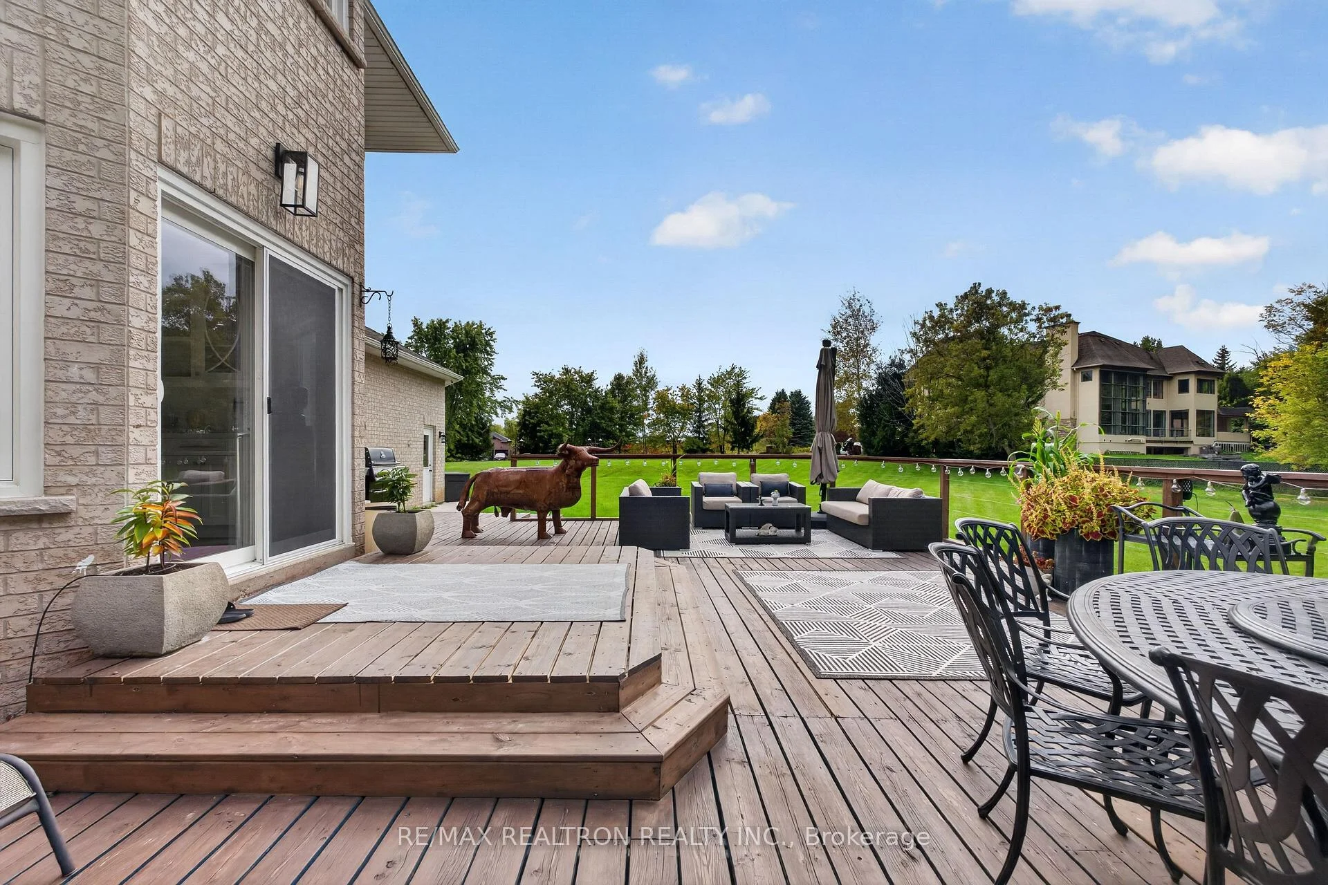 Photo 87 of 37 Offord Crescent, Aurora, Bayview Southeast — HOMEH