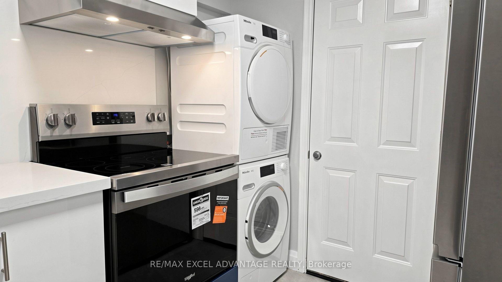 Photo 6 of Unit Lower, 125 Royal Orchard Boulevard, Markham, Royal Orchard — HOMEH