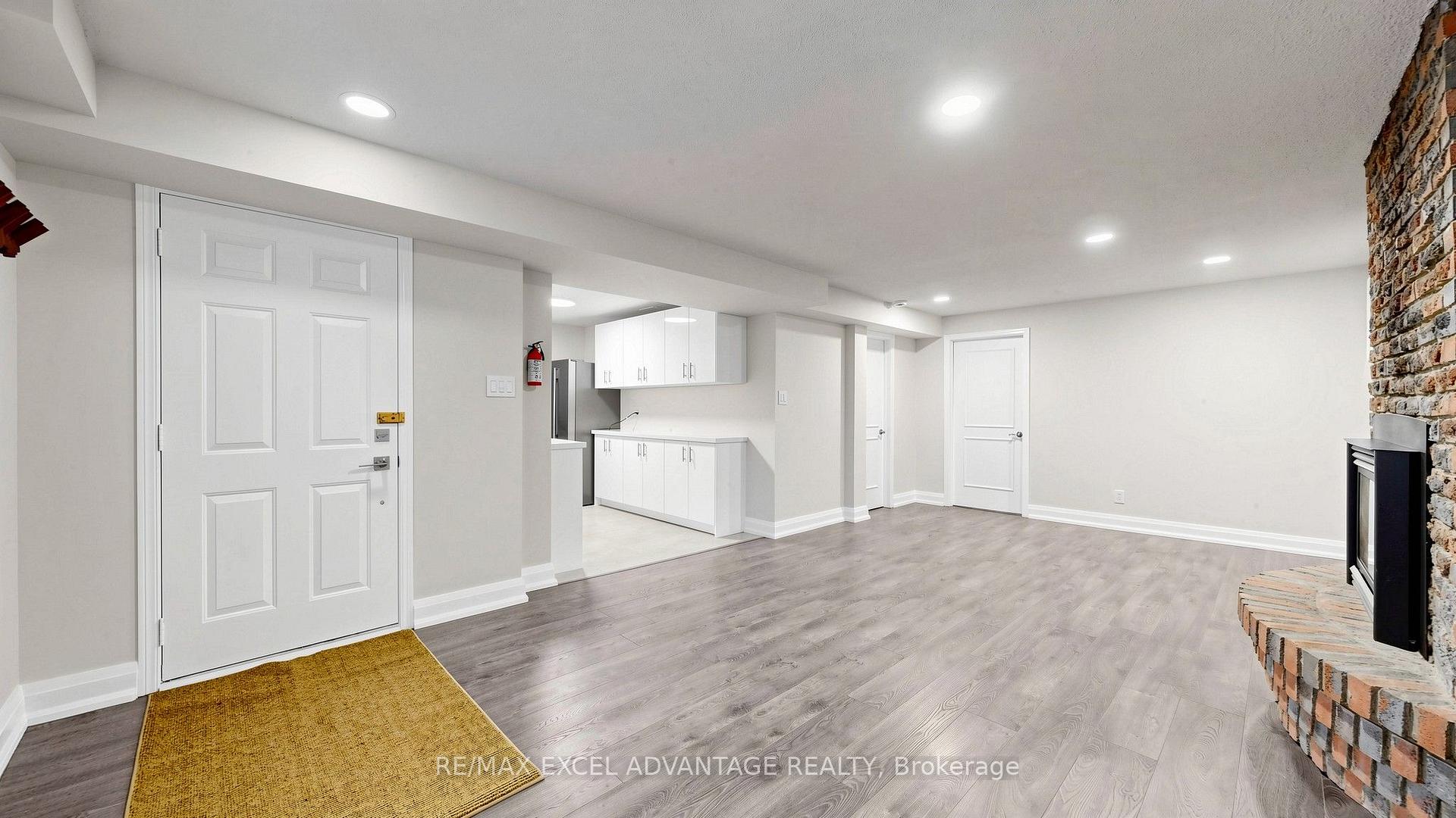 Photo 11 of Unit Lower, 125 Royal Orchard Boulevard, Markham, Royal Orchard — HOMEH