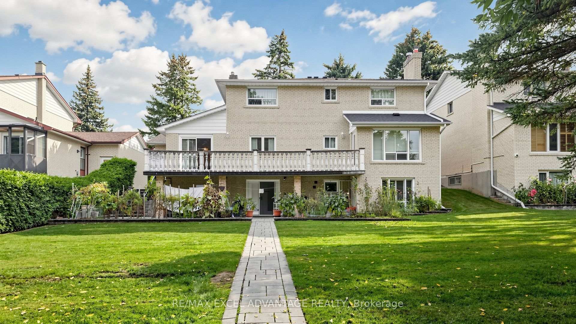 Photo 13 of Unit Lower, 125 Royal Orchard Boulevard, Markham, Royal Orchard — HOMEH
