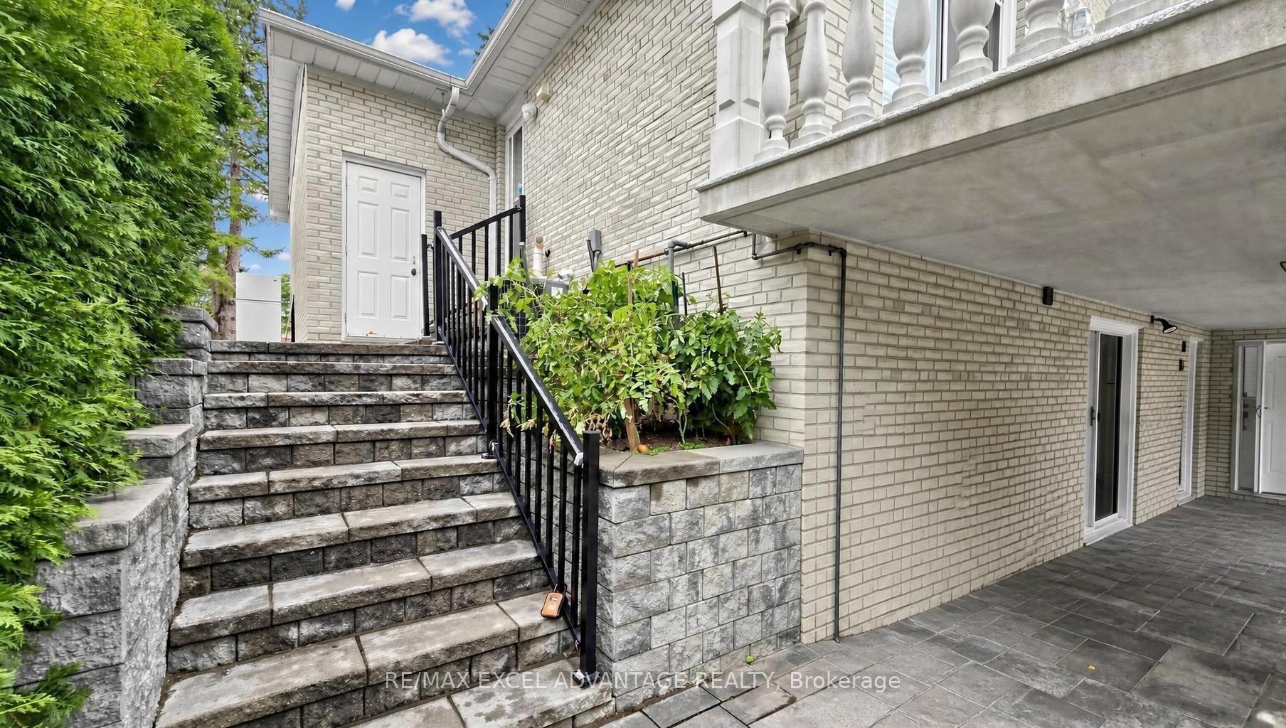 Photo 16 of Unit Lower, 125 Royal Orchard Boulevard, Markham, Royal Orchard — HOMEH