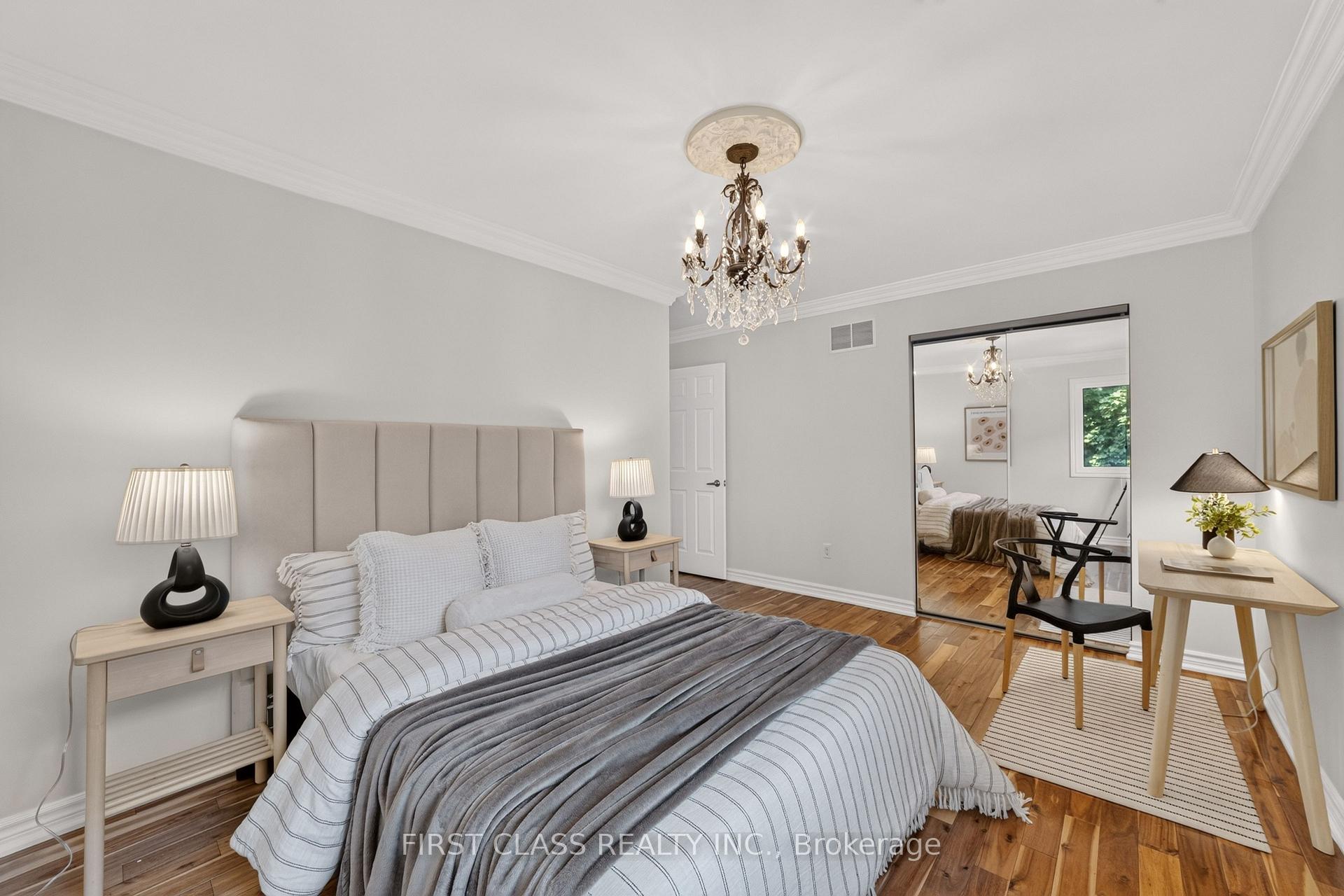Photo 28 of 19 Tomlinson Circle, Markham, Buttonville — HOMEH