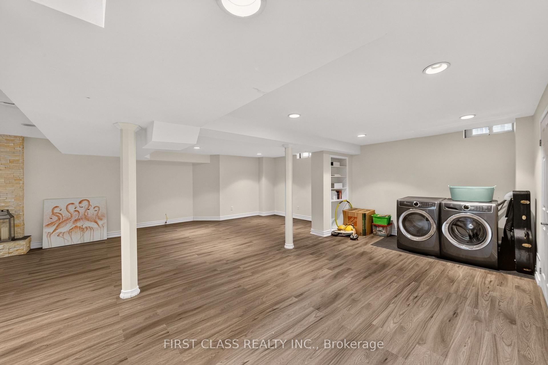 Photo 33 of 19 Tomlinson Circle, Markham, Buttonville — HOMEH