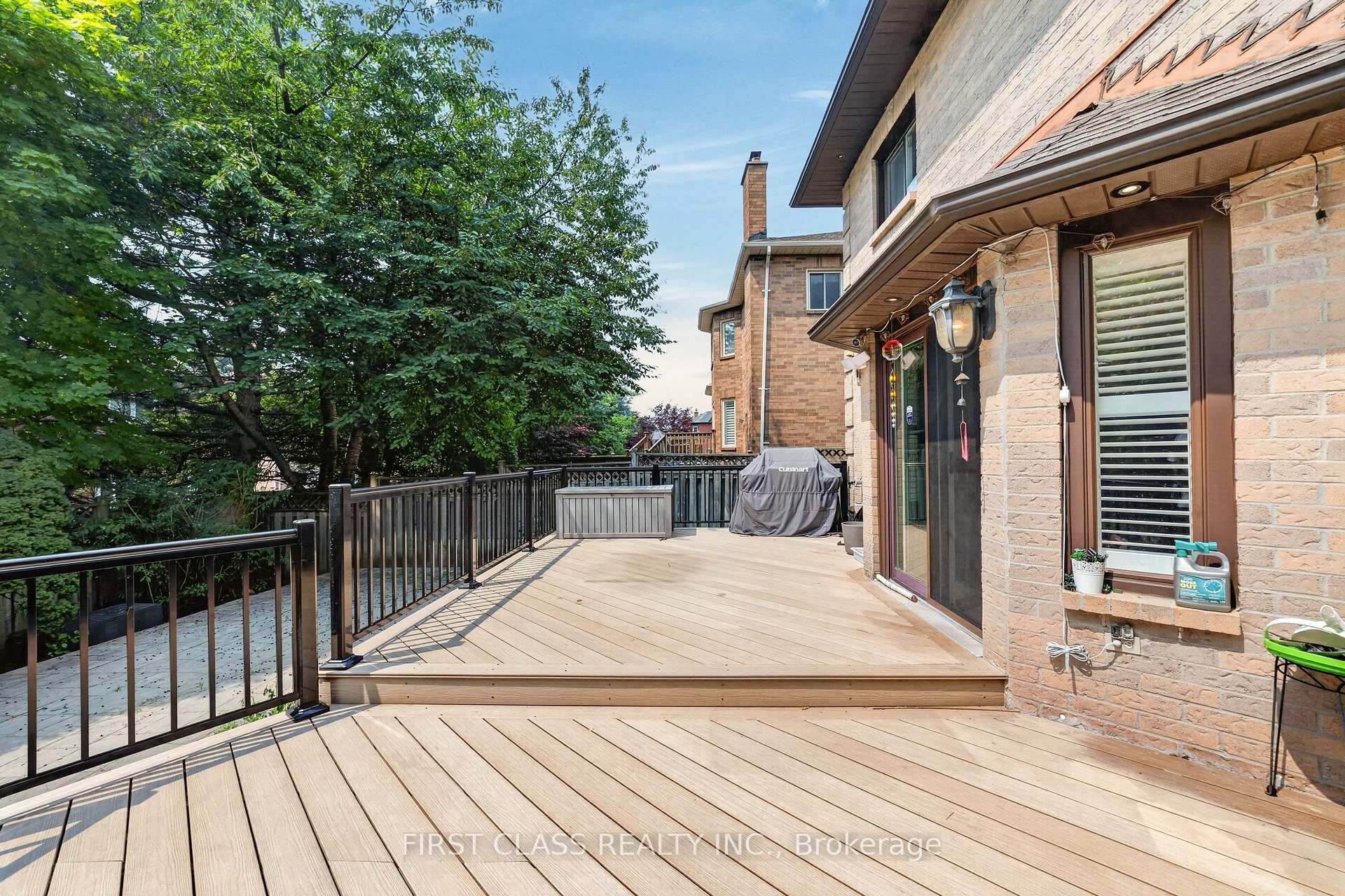 Photo 37 of 19 Tomlinson Circle, Markham, Buttonville — HOMEH