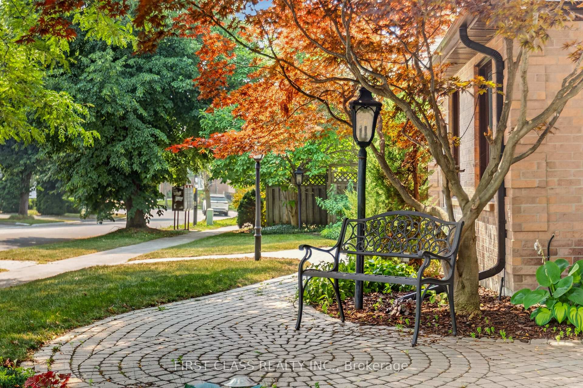 Photo 41 of 19 Tomlinson Circle, Markham, Buttonville — HOMEH
