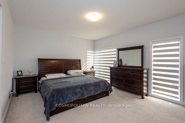 Photo 13 of 1 Icon Street, Brampton, Sandringham-Wellington — HOMEH