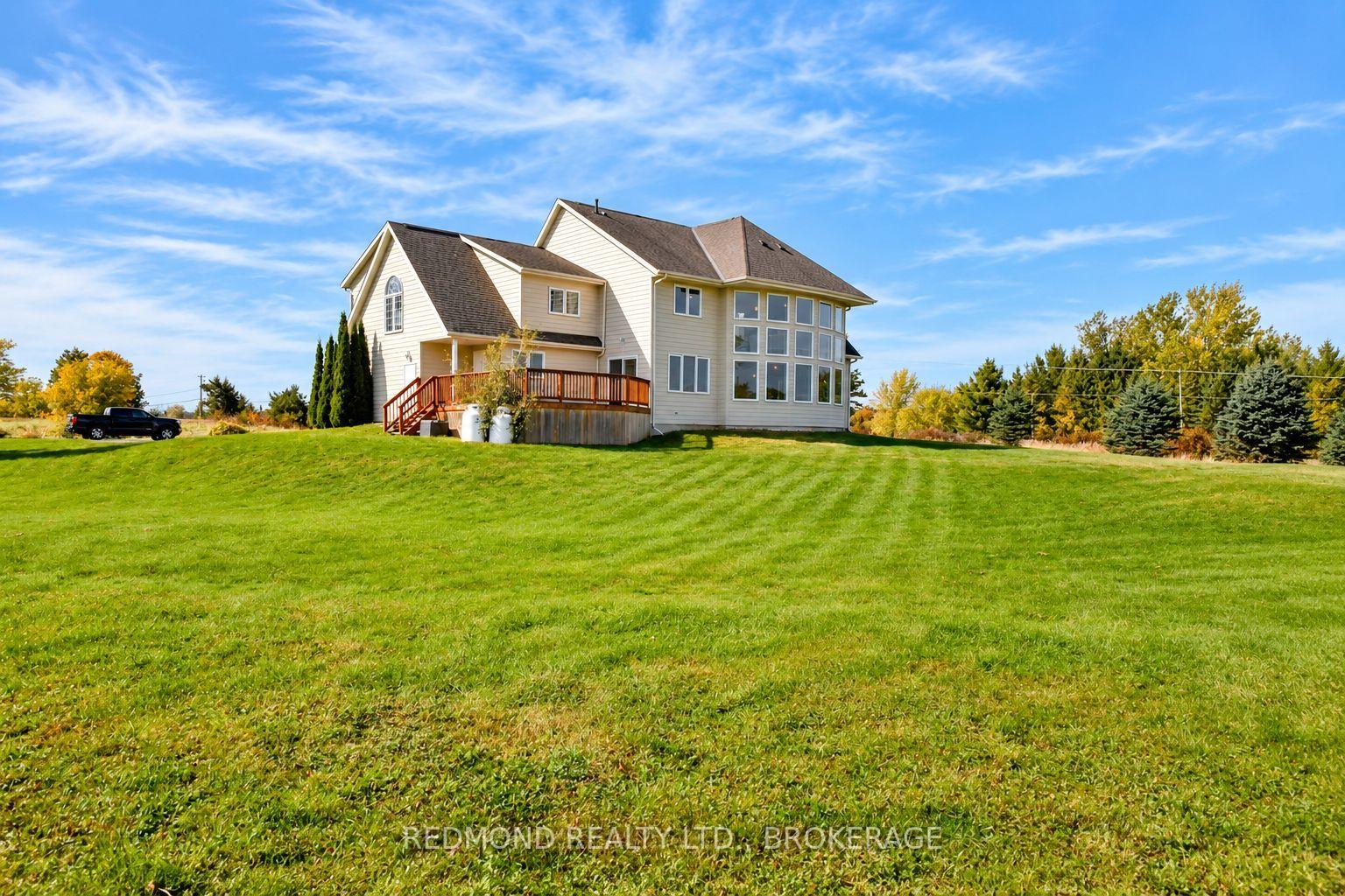 Photo 3 of 1461 English Way, Kingston, City North of 401 — HOMEH