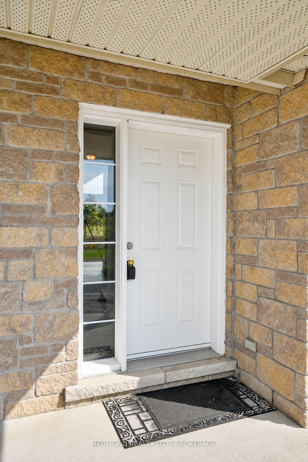 Photo 7 of 1461 English Way, Kingston, City North of 401 — HOMEH