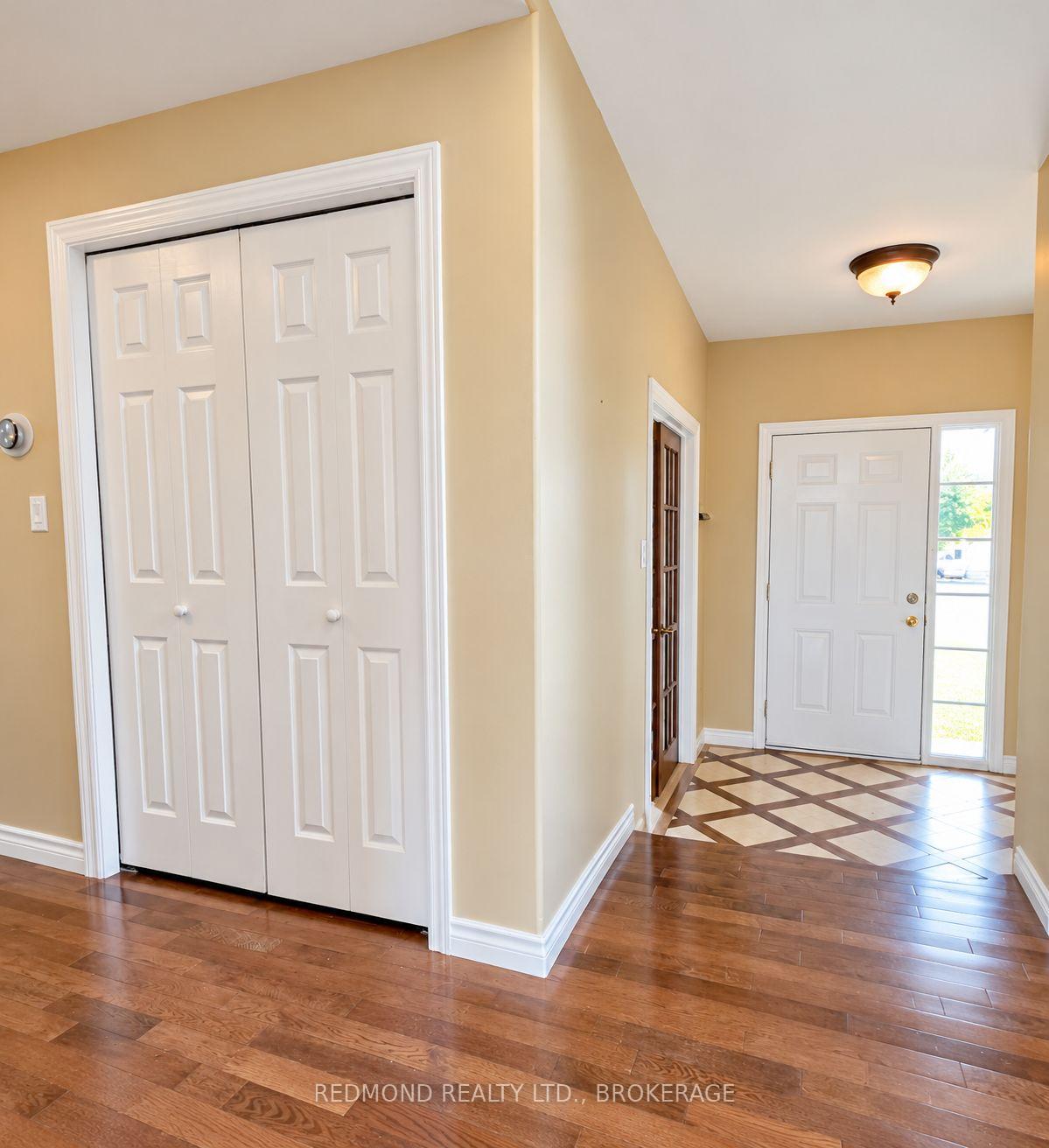 Photo 10 of 1461 English Way, Kingston, City North of 401 — HOMEH