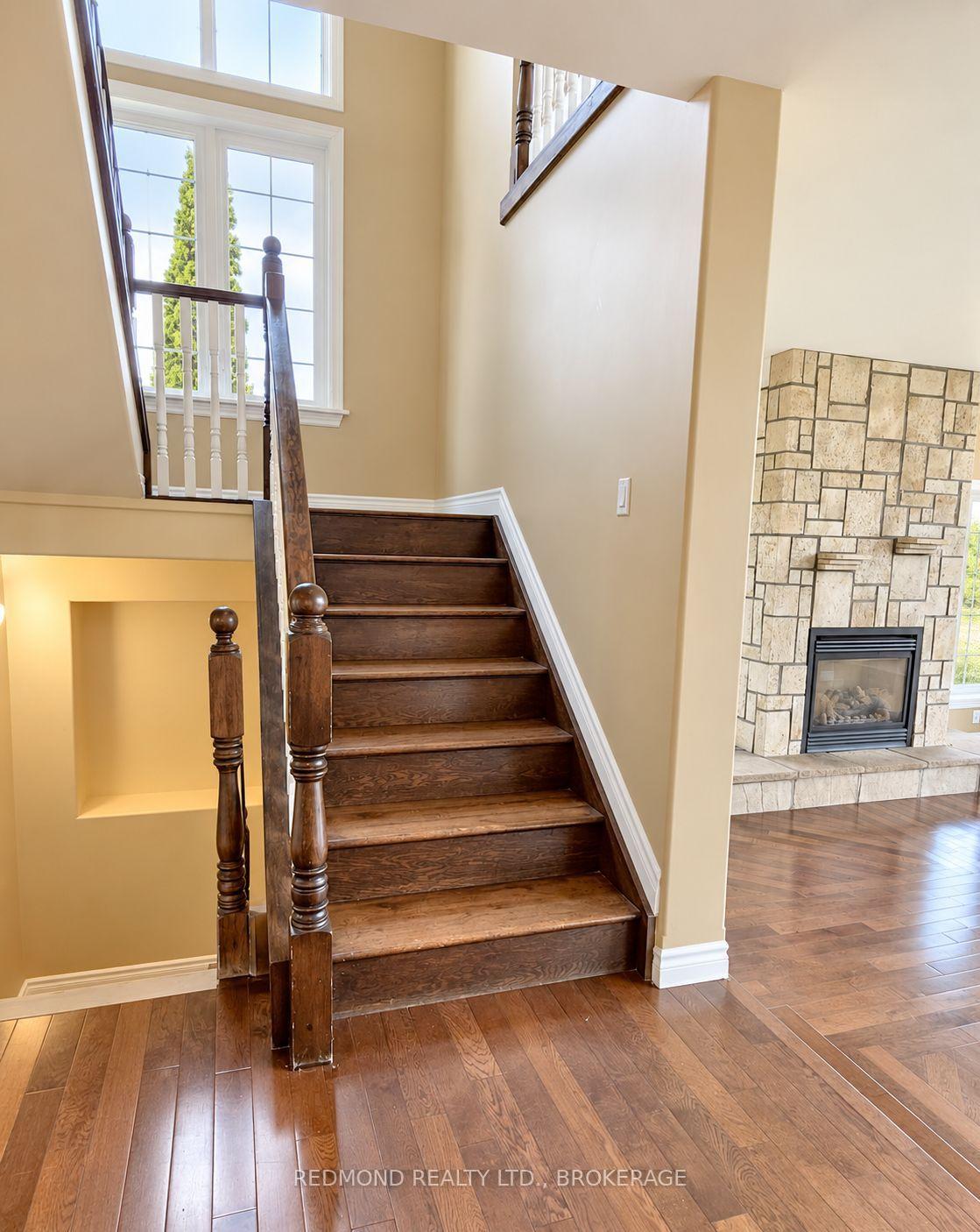 Photo 11 of 1461 English Way, Kingston, City North of 401 — HOMEH