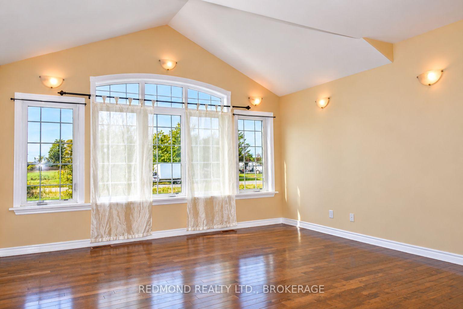 Photo 24 of 1461 English Way, Kingston, City North of 401 — HOMEH