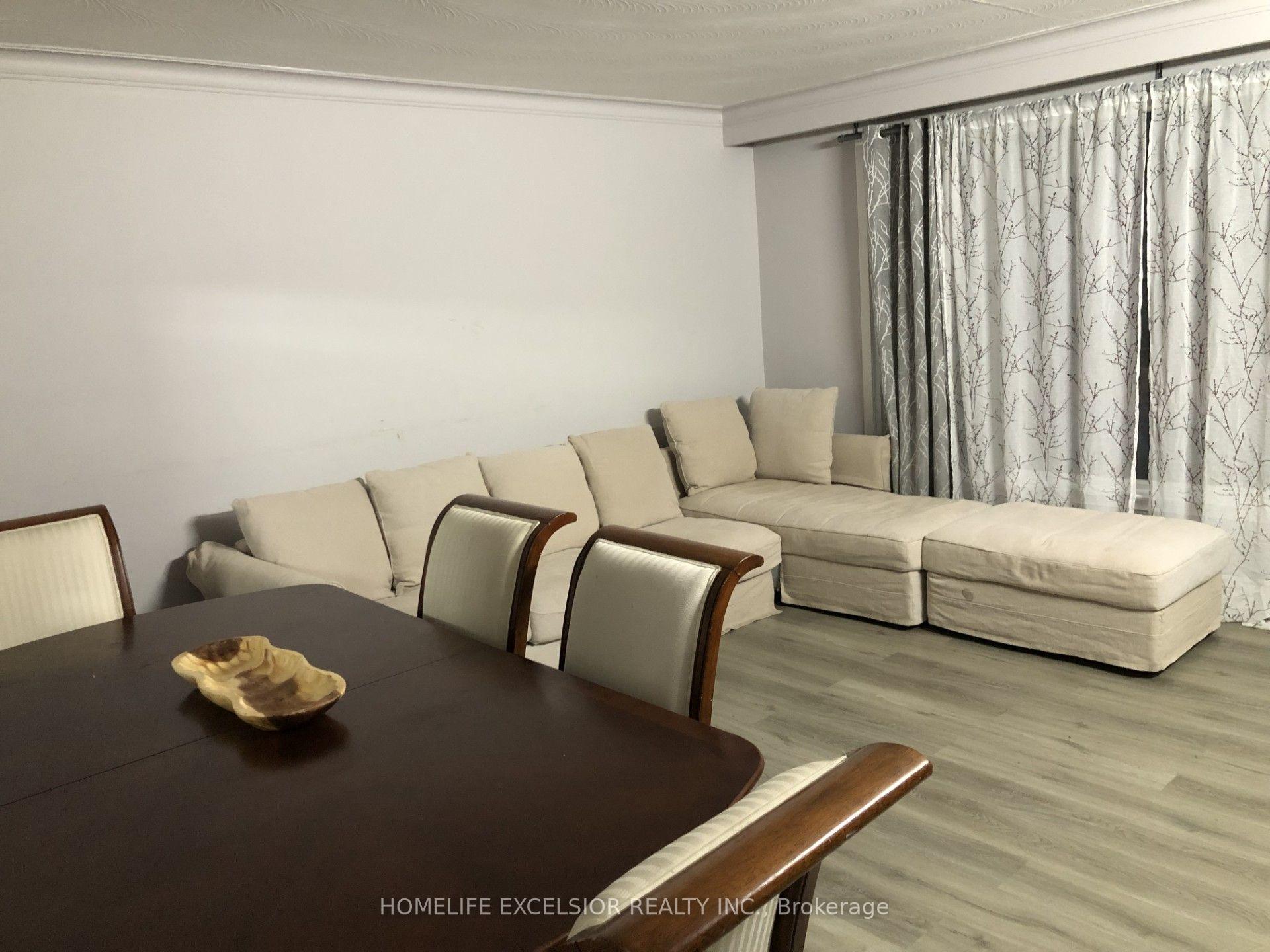 Photo 2 of Unit Main, 188 Confederation Drive, Scarborough, Woburn — HOMEH