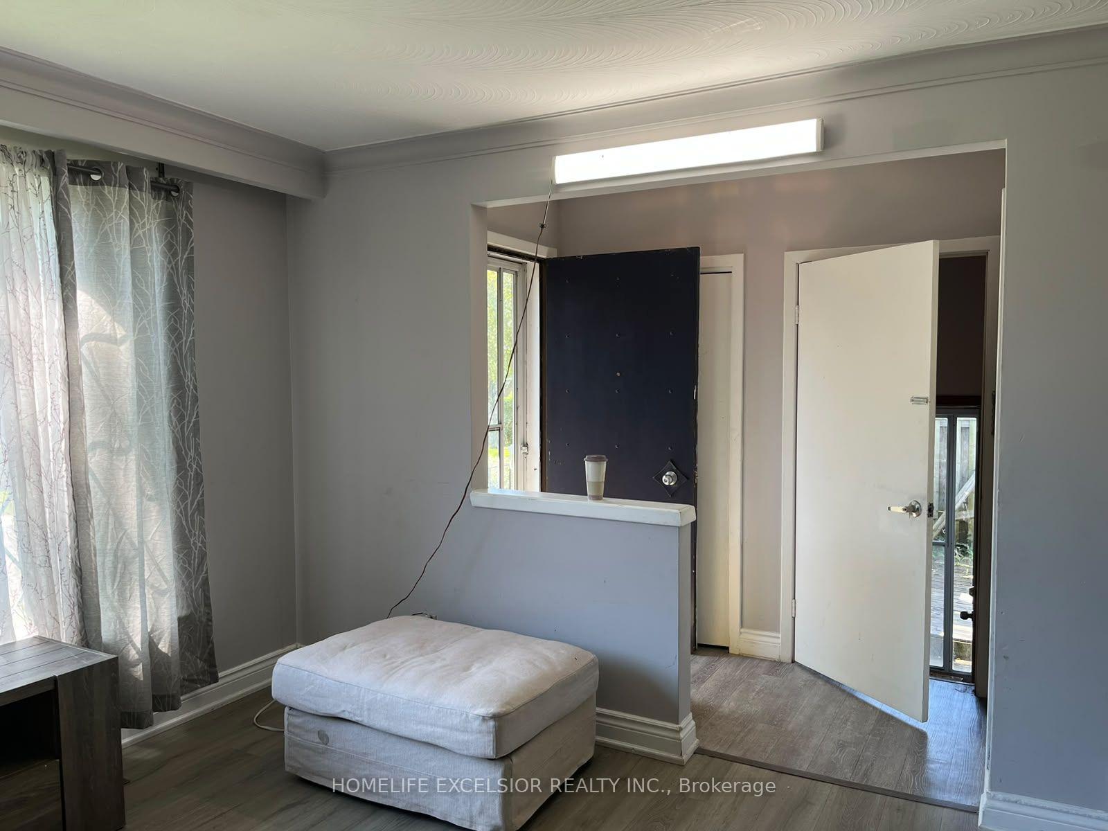 Photo 6 of Unit Main, 188 Confederation Drive, Scarborough, Woburn — HOMEH