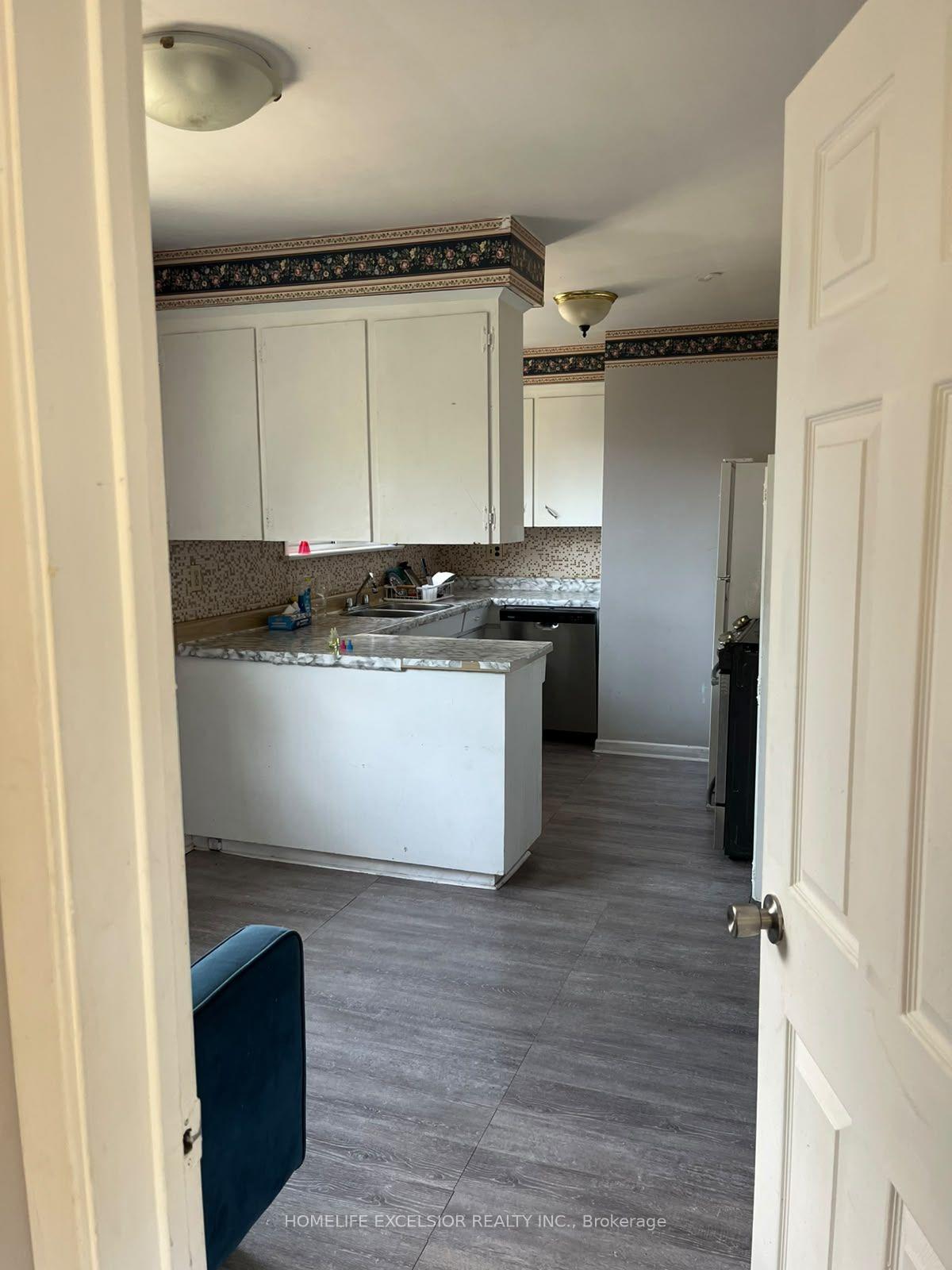 Photo 7 of Unit Main, 188 Confederation Drive, Scarborough, Woburn — HOMEH