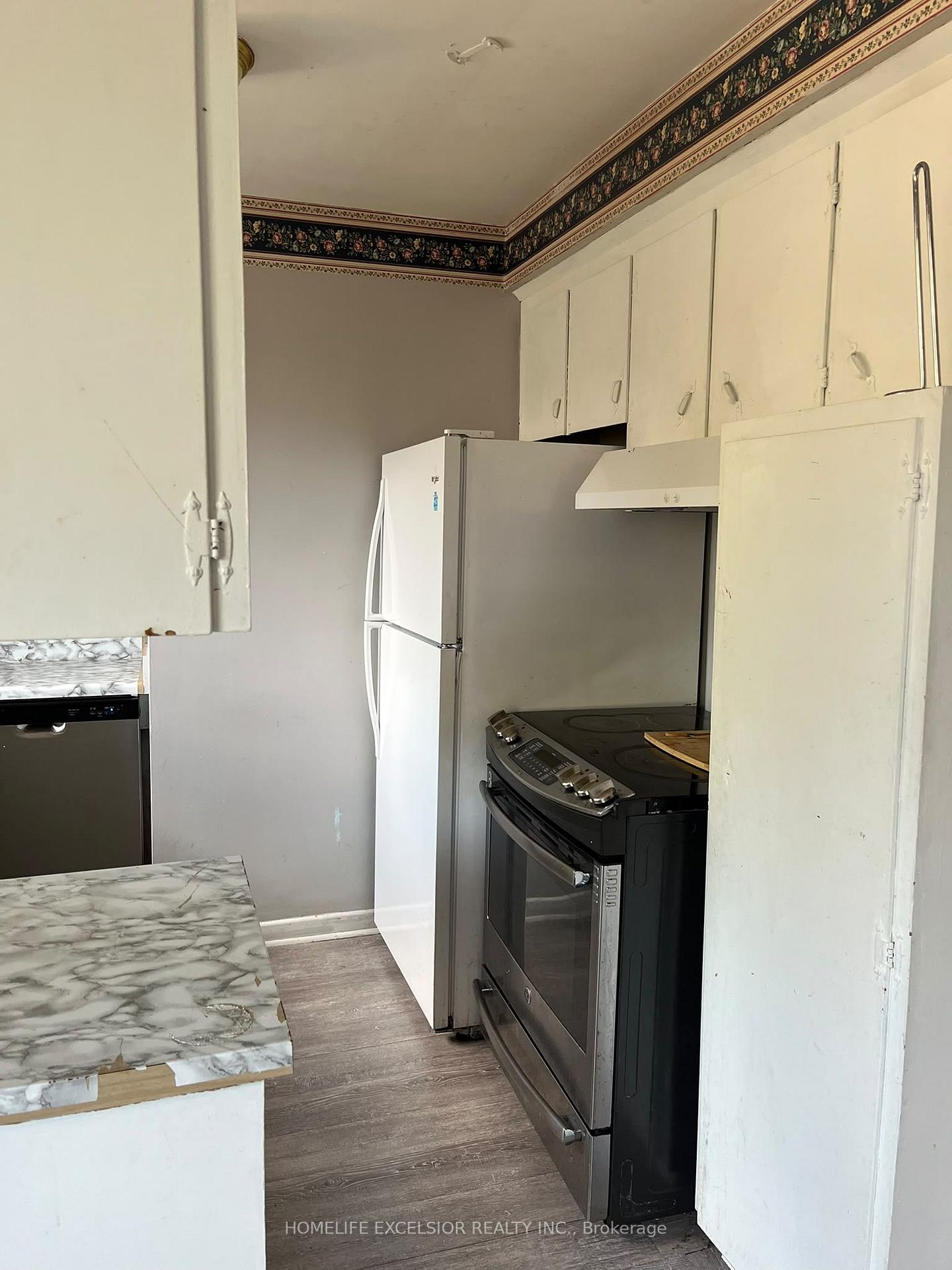 Photo 8 of Unit Main, 188 Confederation Drive, Scarborough, Woburn — HOMEH