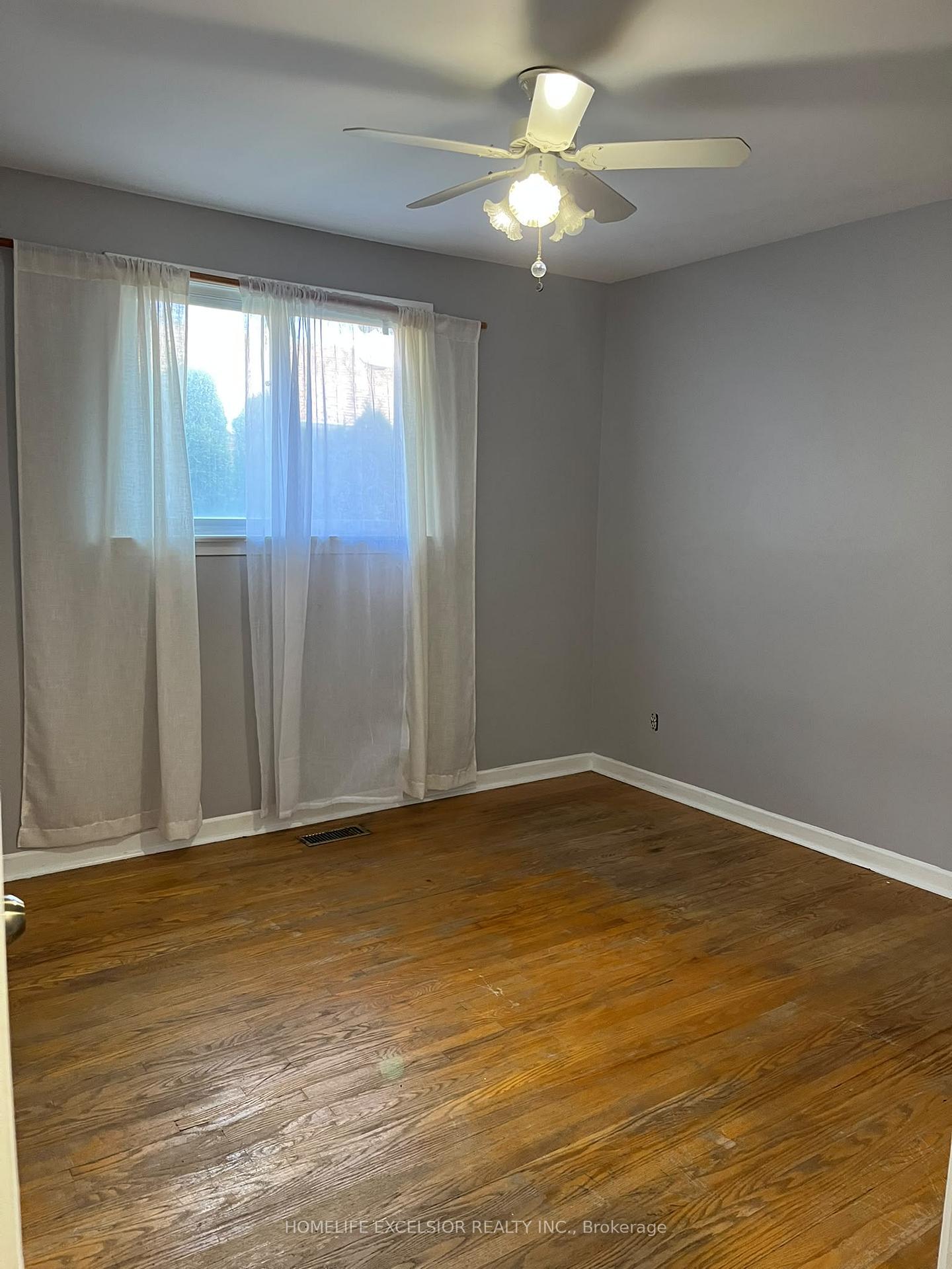 Photo 13 of Unit Main, 188 Confederation Drive, Scarborough, Woburn — HOMEH