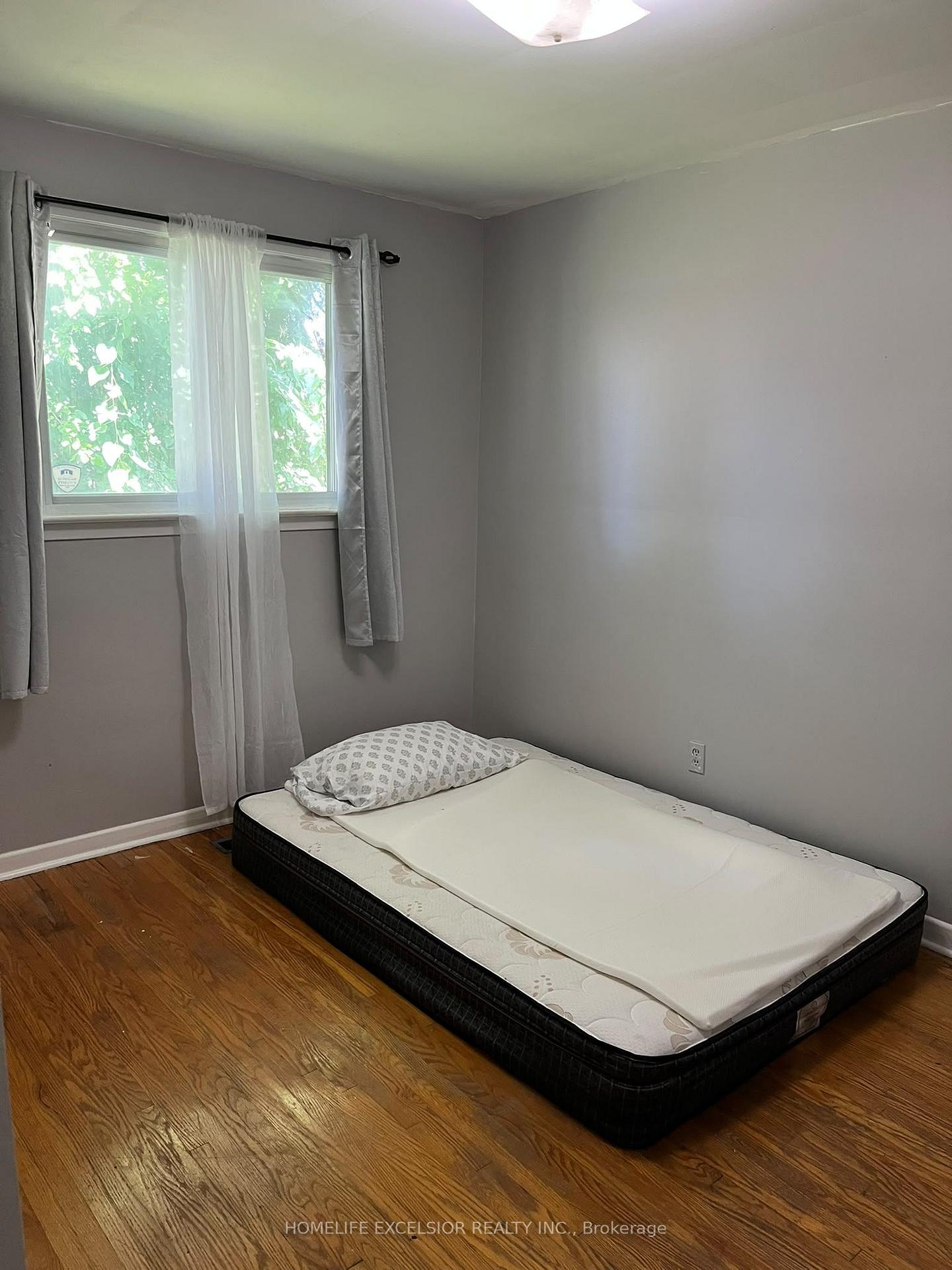 Photo 15 of Unit Main, 188 Confederation Drive, Scarborough, Woburn — HOMEH