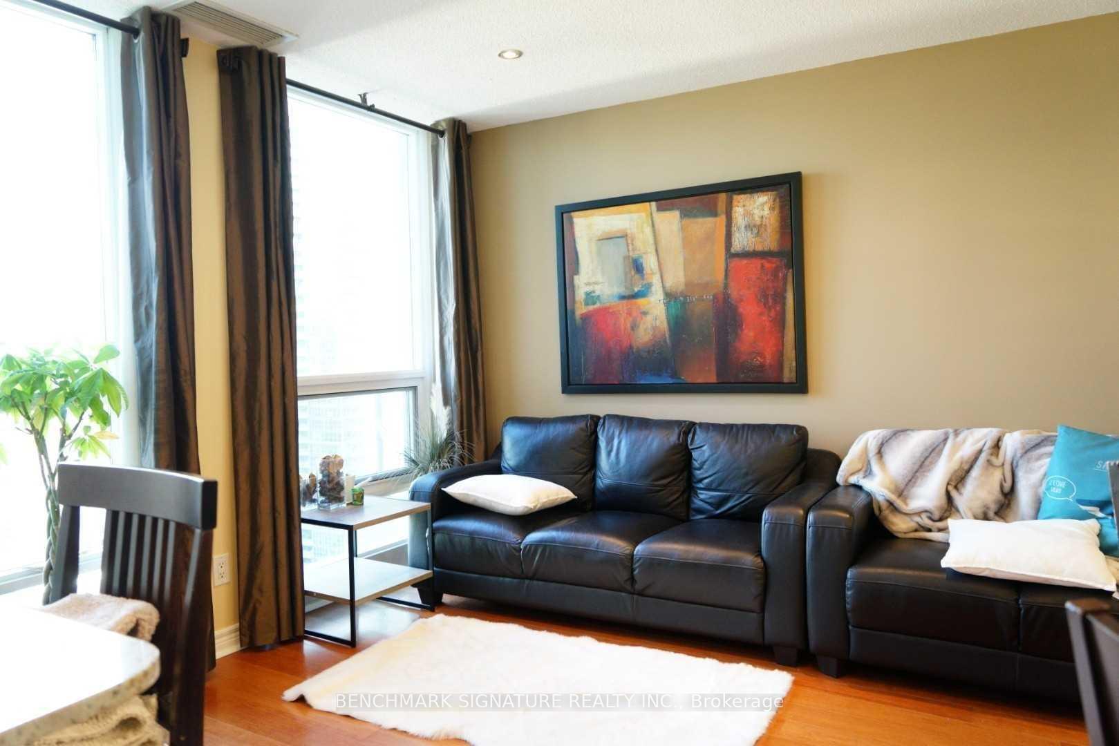 Photo 2 of Unit 3102, 763 Bay Street, Toronto, Bay Street Corridor — HOMEH