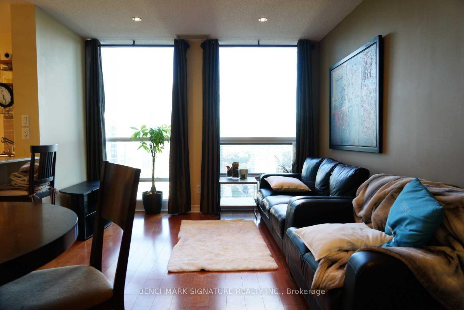 Photo 4 of Unit 3102, 763 Bay Street, Toronto, Bay Street Corridor — HOMEH