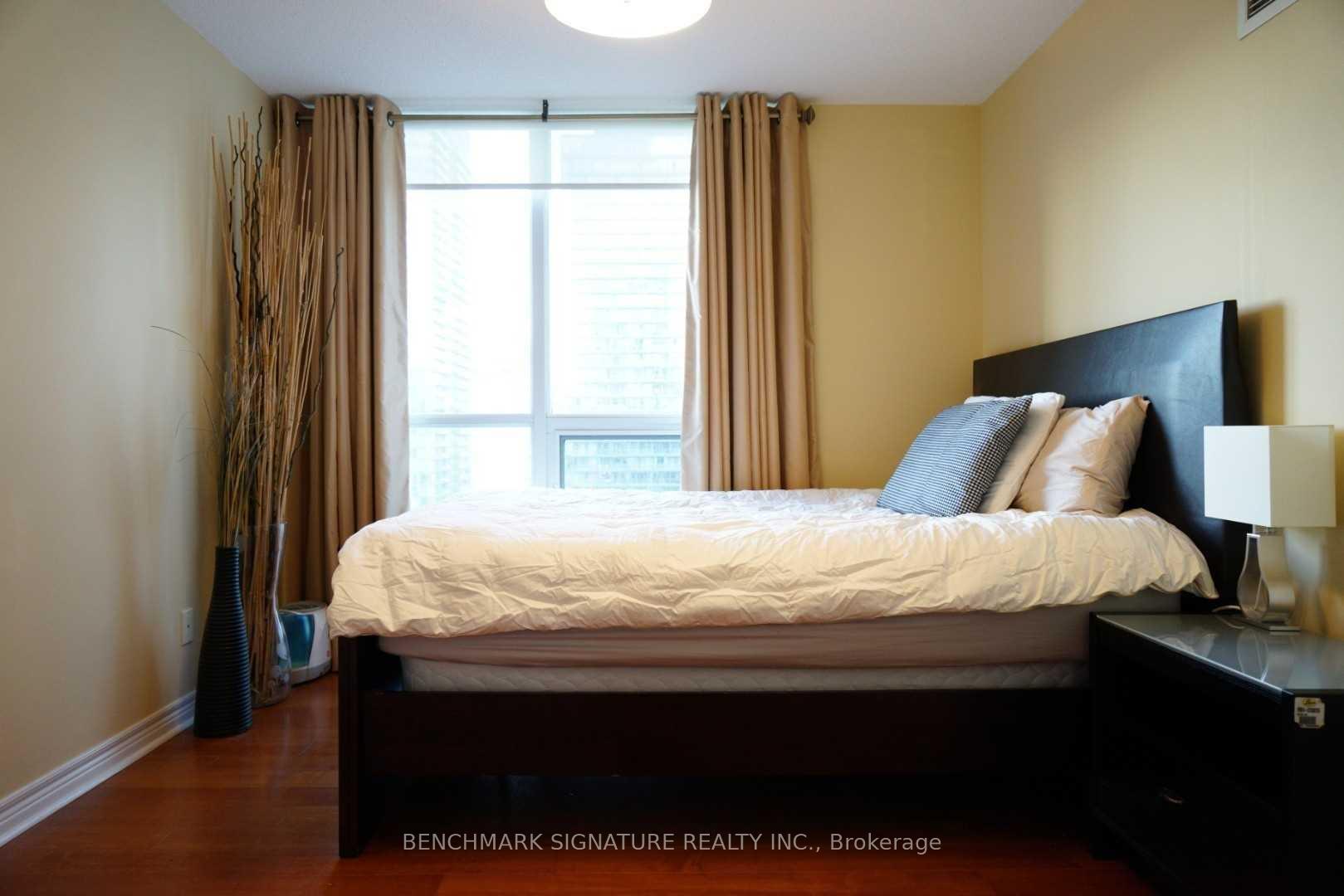 Photo 9 of Unit 3102, 763 Bay Street, Toronto, Bay Street Corridor — HOMEH