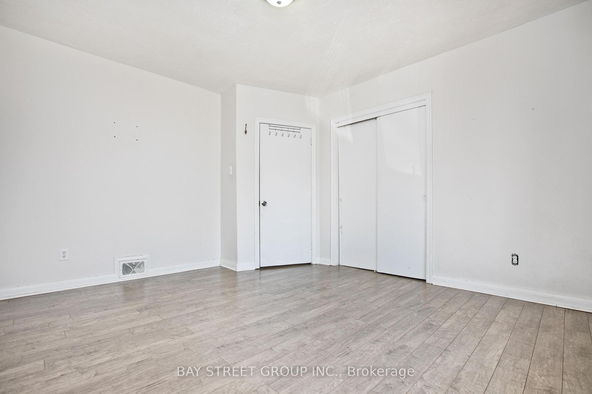 Photo 36 of 67 Elvaston Drive, North York, Victoria Village — HOMEH