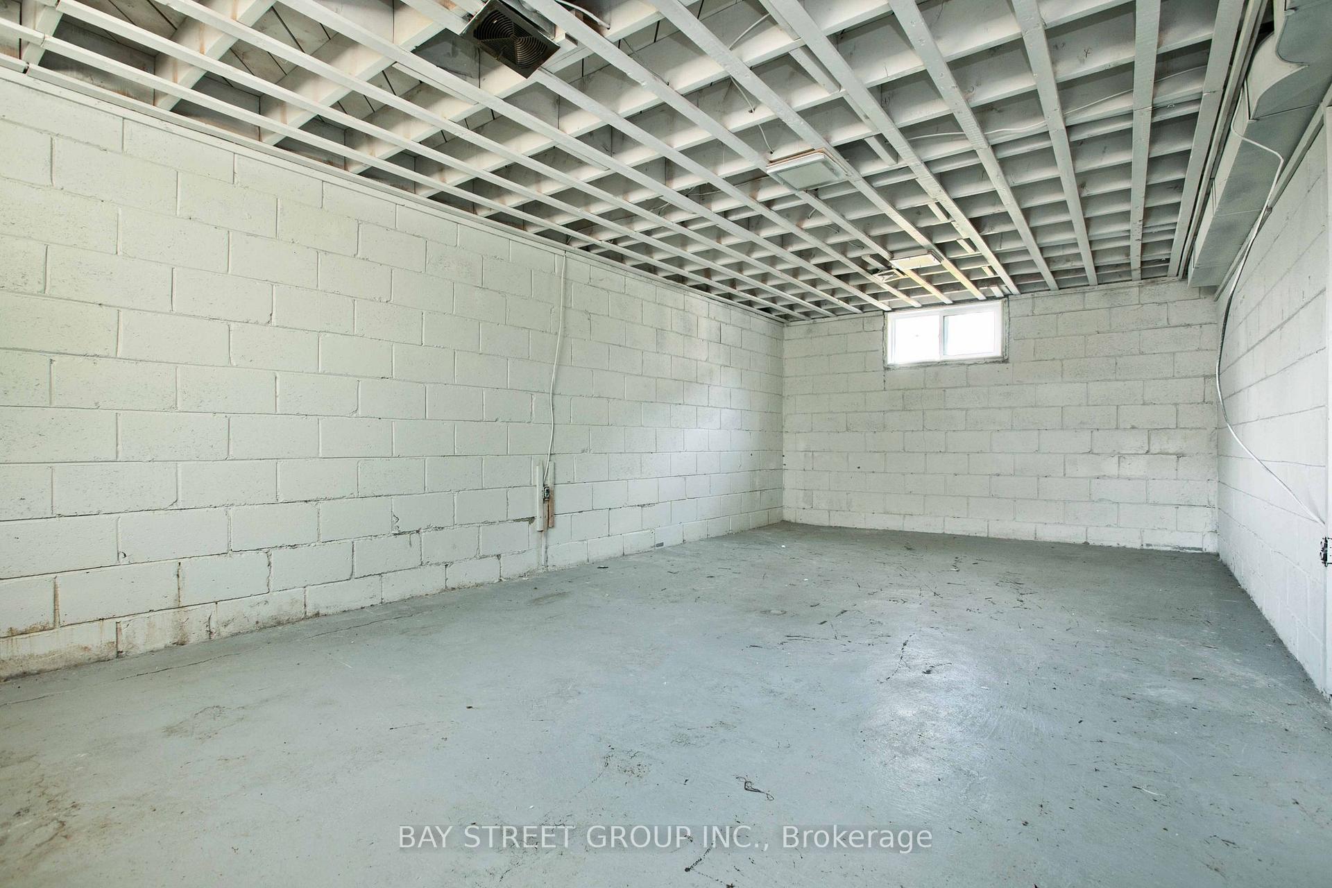 Photo 42 of 67 Elvaston Drive, North York, Victoria Village — HOMEH