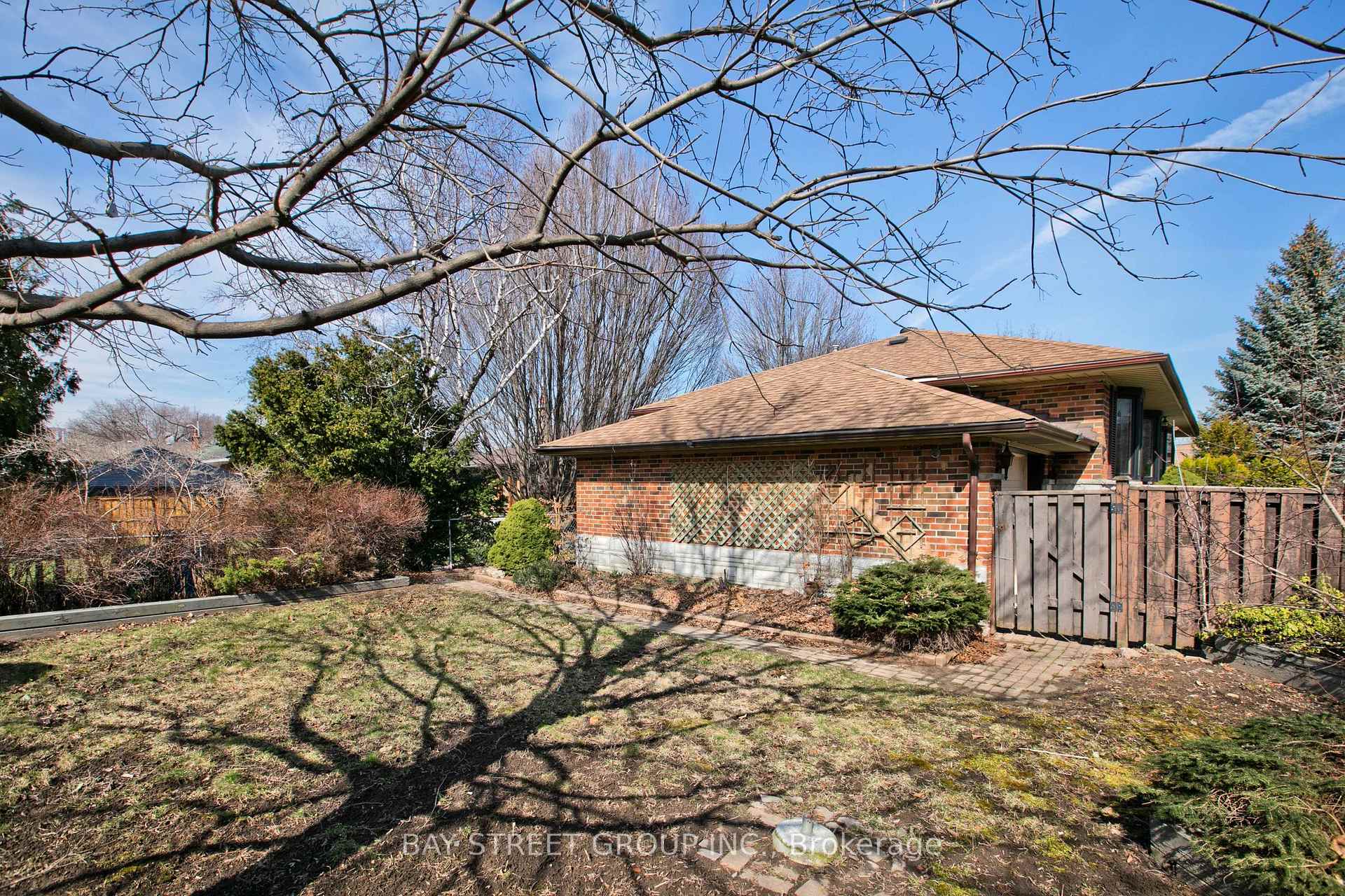 Photo 48 of 67 Elvaston Drive, North York, Victoria Village — HOMEH