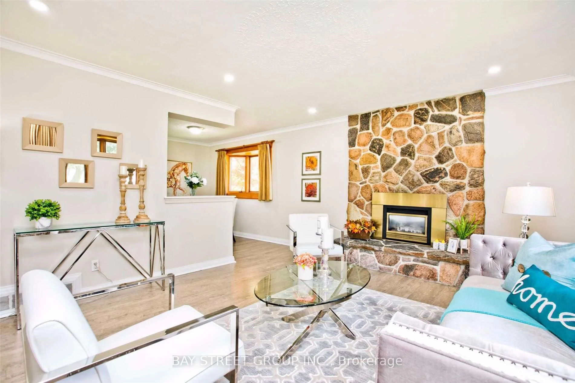 Photo 6 of 67 Elvaston Drive, North York, Victoria Village — HOMEH
