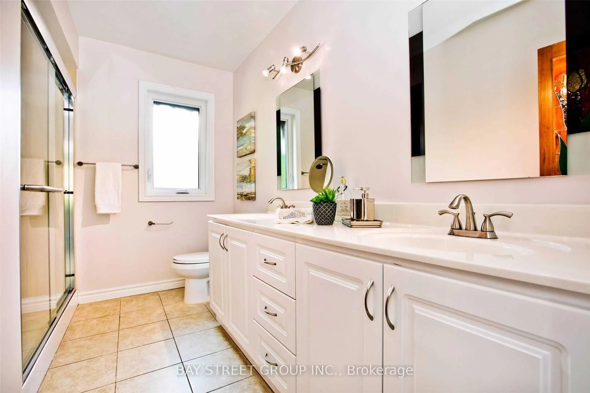Photo 15 of 67 Elvaston Drive, North York, Victoria Village — HOMEH