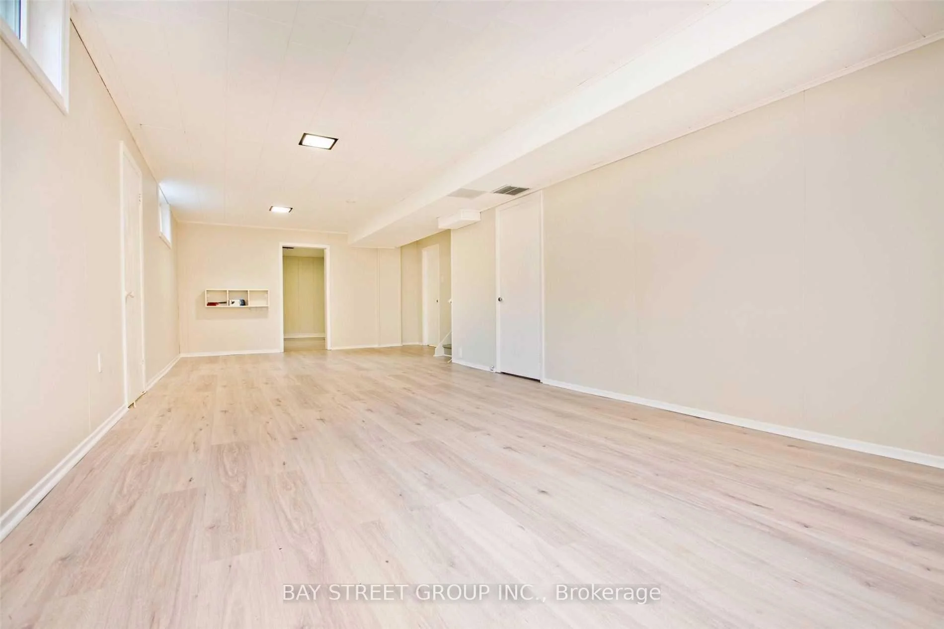 Photo 23 of 67 Elvaston Drive, North York, Victoria Village — HOMEH
