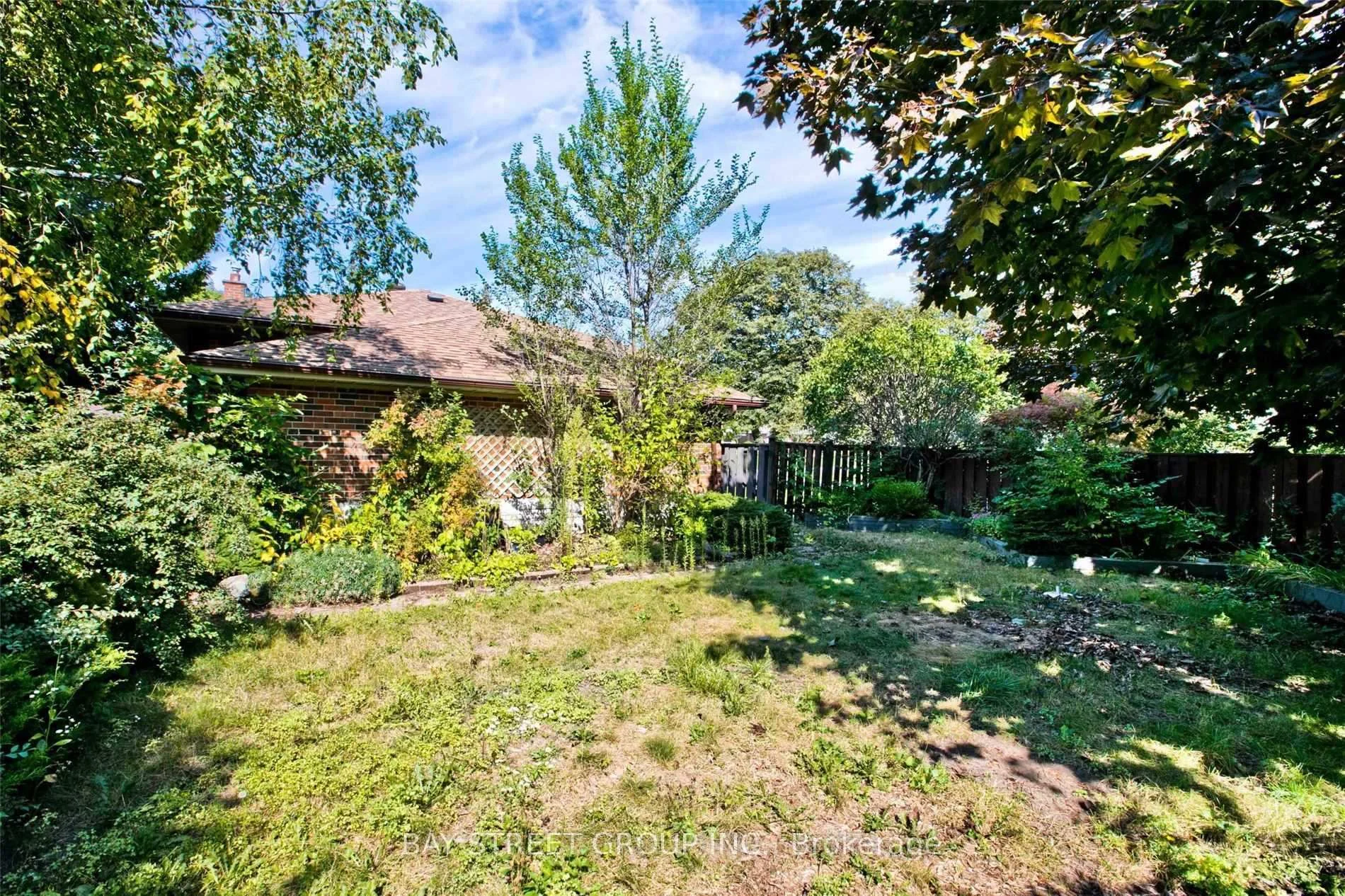 Photo 33 of 67 Elvaston Drive, North York, Victoria Village — HOMEH