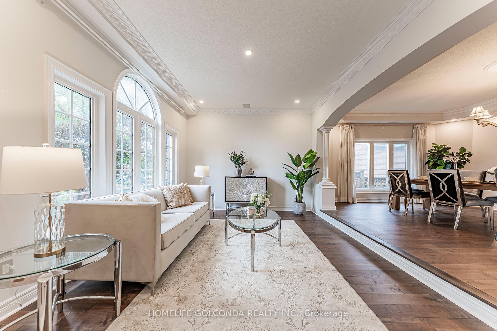 Photo 3 of 30 Goldring Crescent, Markham, Cachet — HOMEH