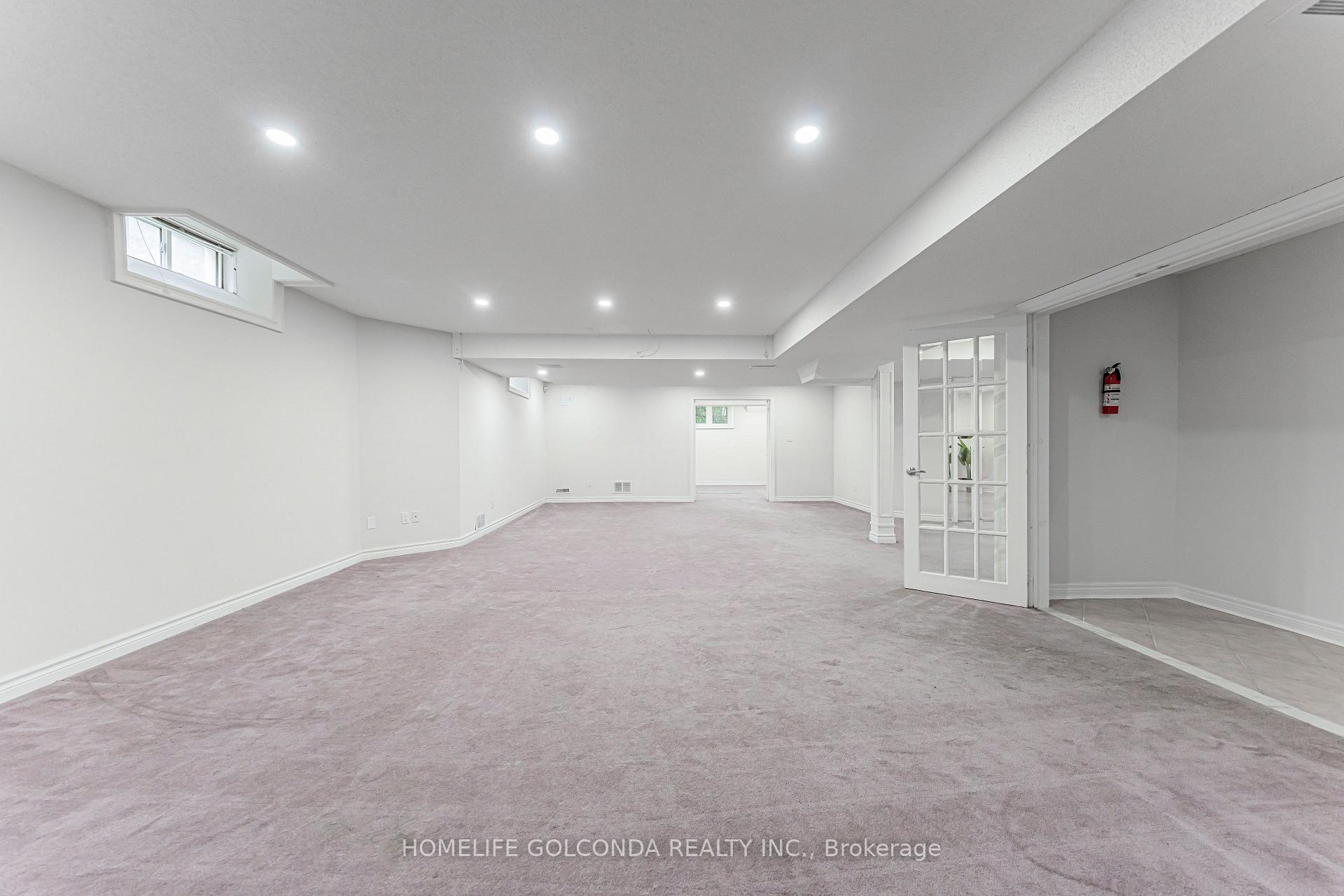 Photo 36 of 30 Goldring Crescent, Markham, Cachet — HOMEH