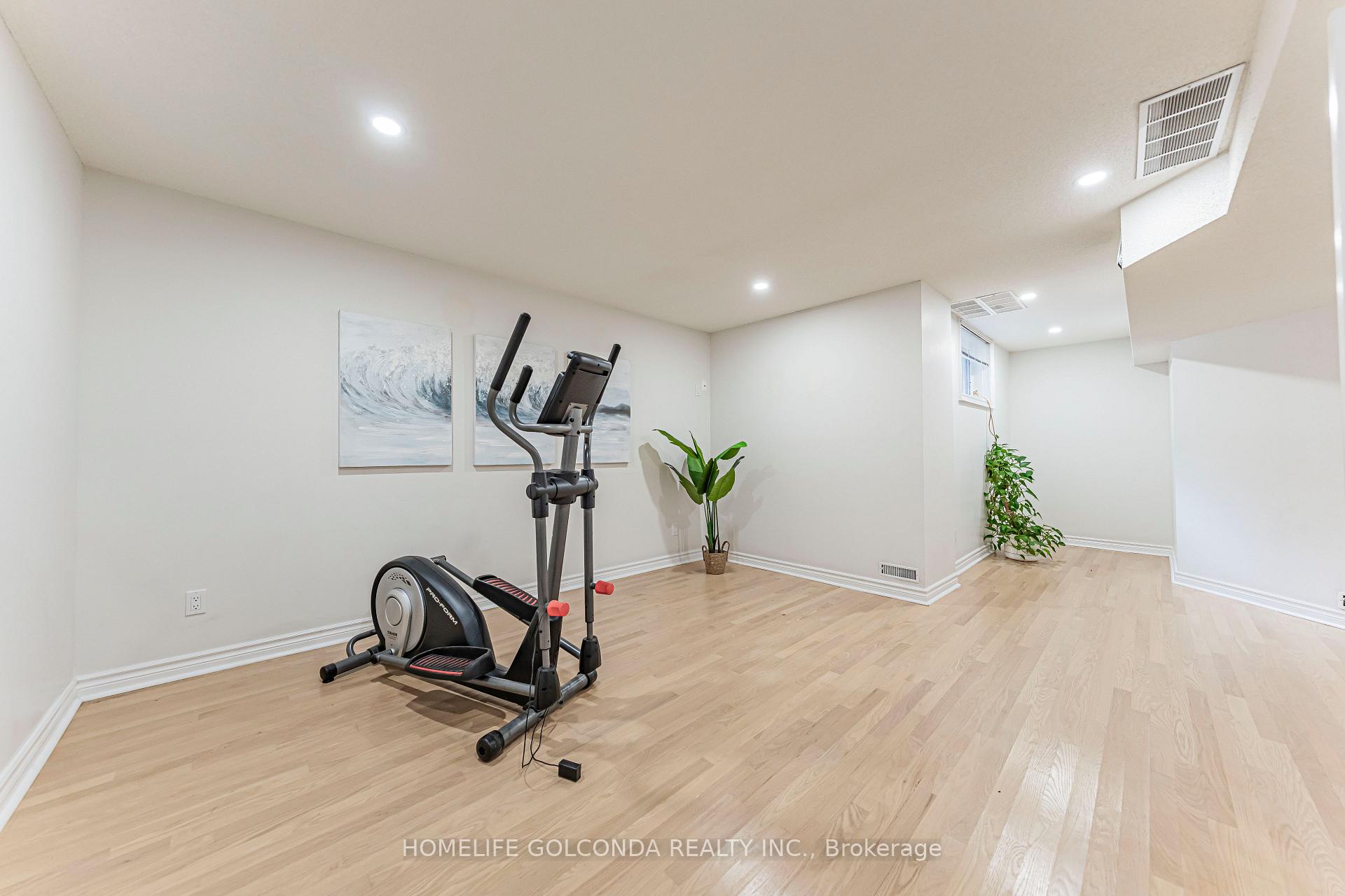 Photo 37 of 30 Goldring Crescent, Markham, Cachet — HOMEH