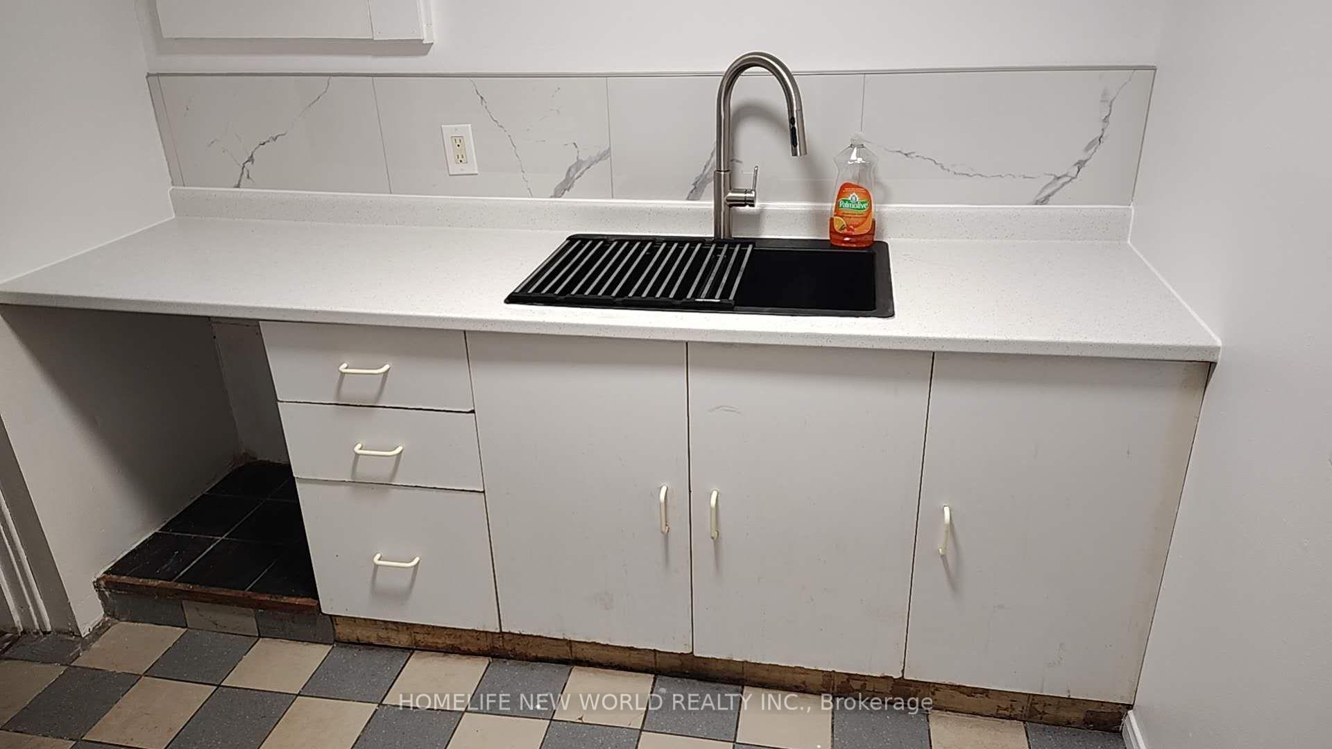 Photo 1 of Unit Lower Level, 4383 Radisson Crescent, Mississauga, Central Erin Mills — HOMEH