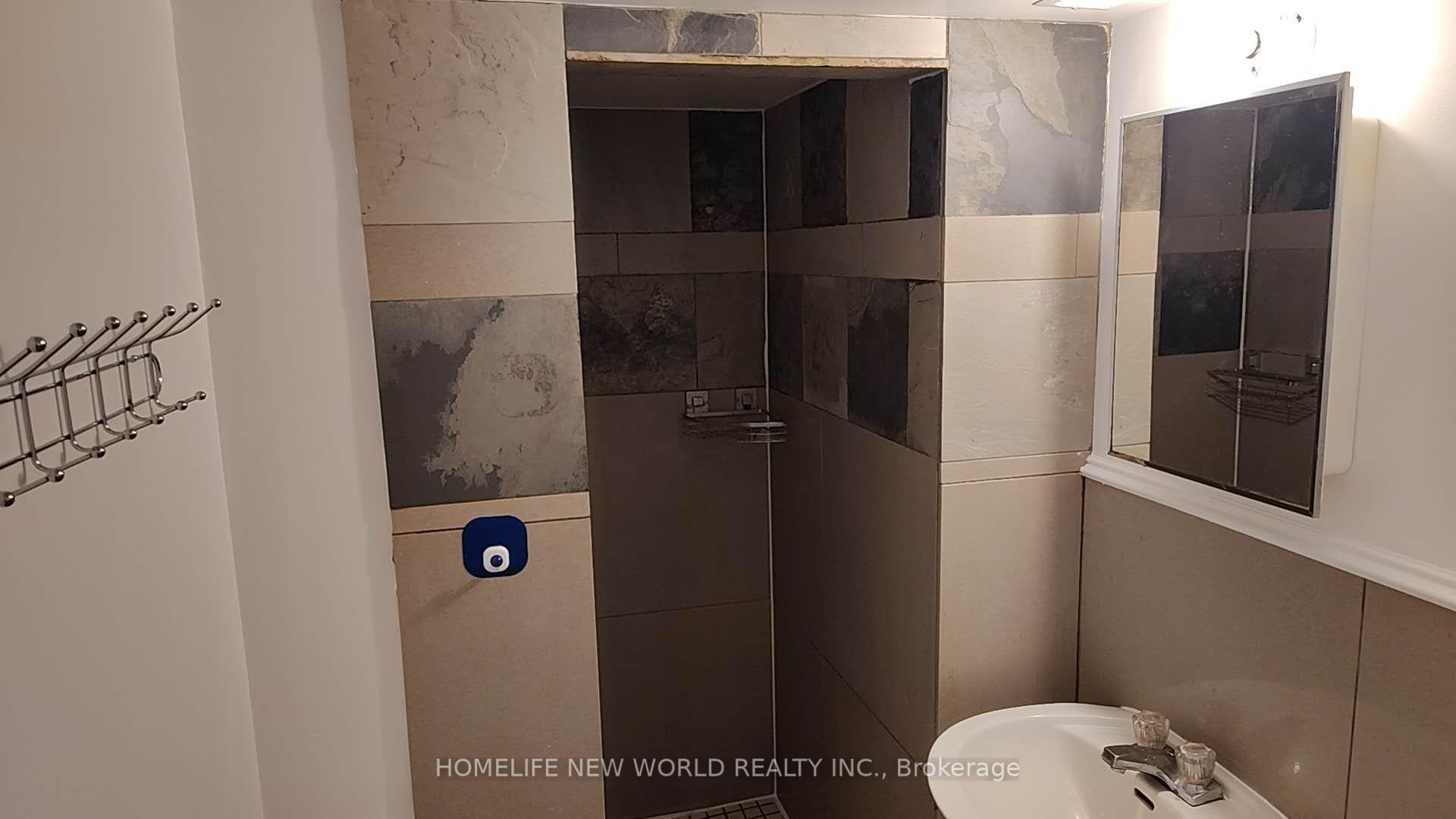 Photo 8 of Unit Lower Level, 4383 Radisson Crescent, Mississauga, Central Erin Mills — HOMEH