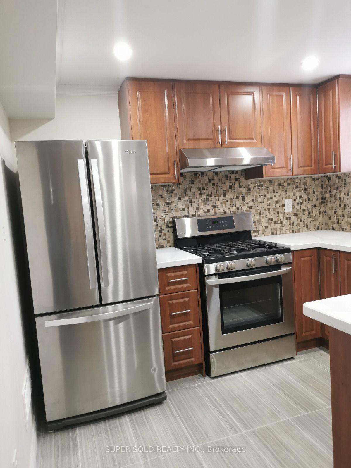 Photo 13 of Unit Basement A, 3910 Mayla Drive, Mississauga, Churchill Meadows — HOMEH