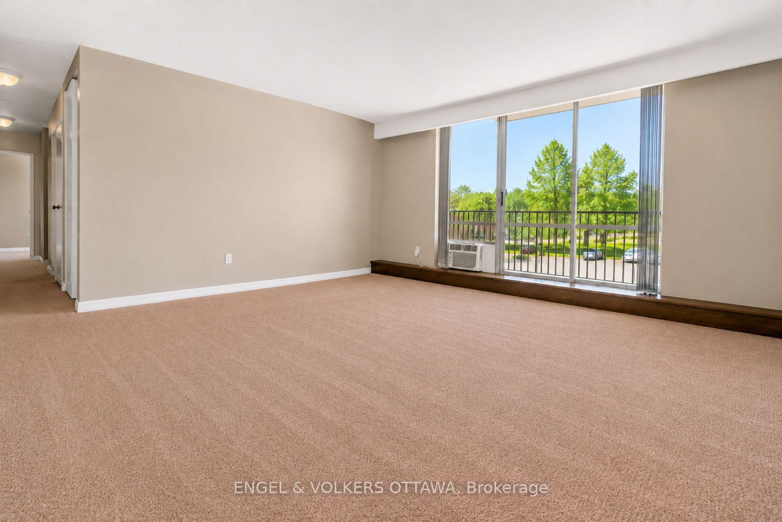 Photo 7 of Unit 210, 2400 Virginia Drive, Ottawa, Guildwood Estates - Urbandale Acres — HOMEH