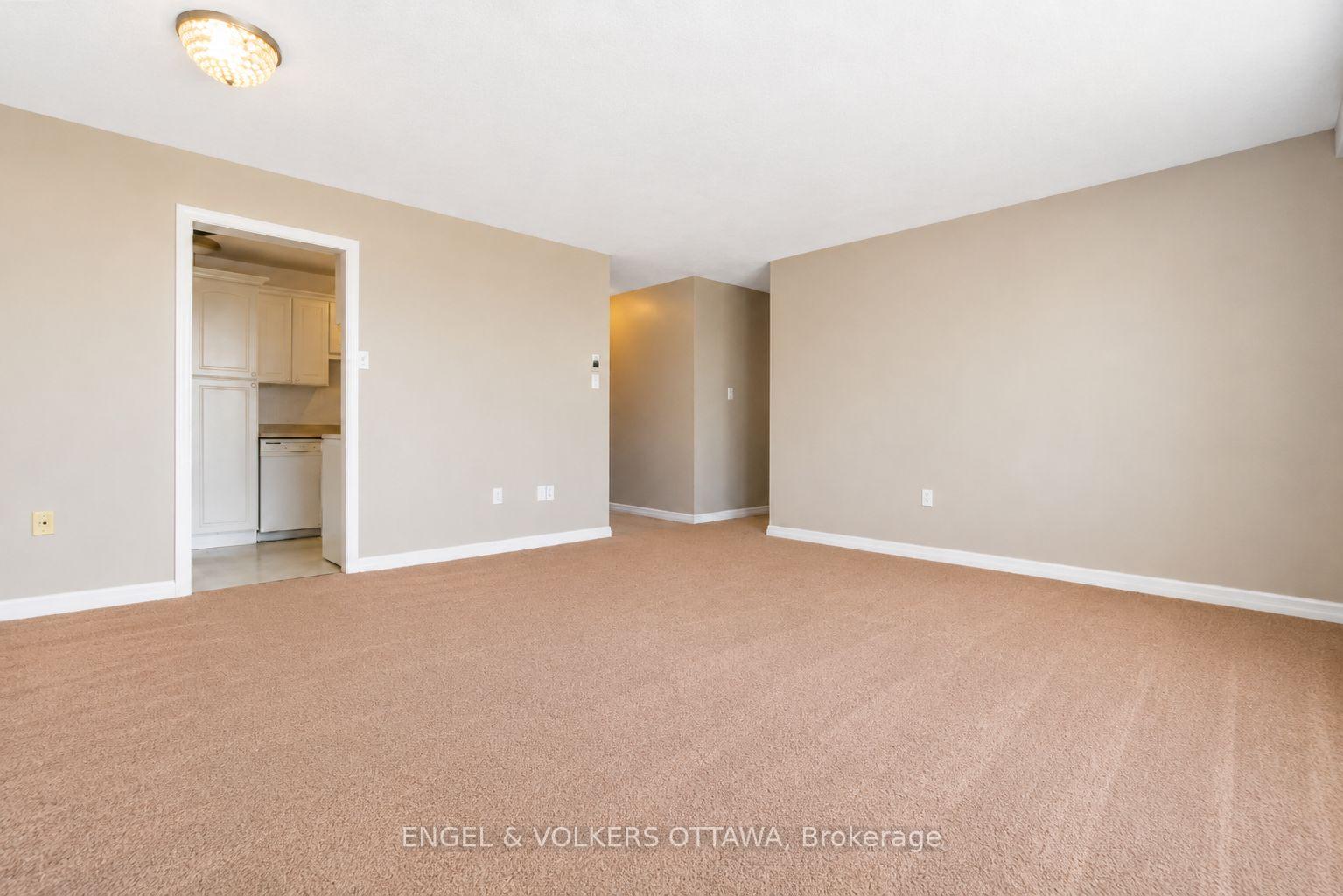 Photo 8 of Unit 210, 2400 Virginia Drive, Ottawa, Guildwood Estates - Urbandale Acres — HOMEH