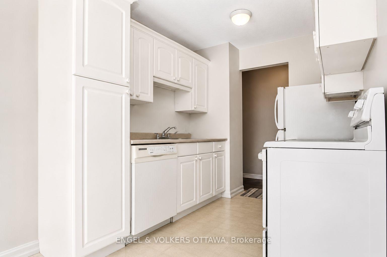 Photo 9 of Unit 210, 2400 Virginia Drive, Ottawa, Guildwood Estates - Urbandale Acres — HOMEH
