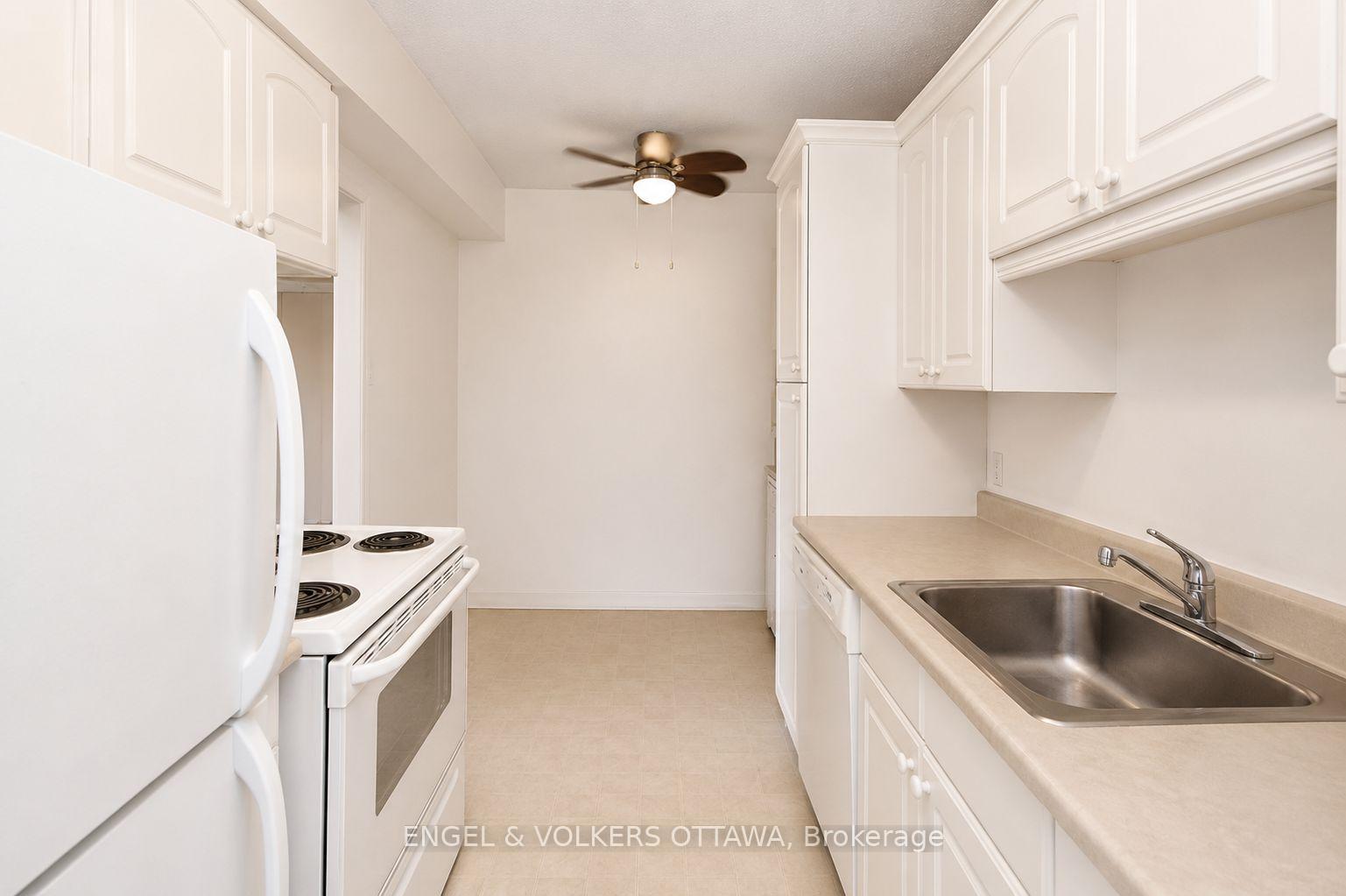 Photo 11 of Unit 210, 2400 Virginia Drive, Ottawa, Guildwood Estates - Urbandale Acres — HOMEH