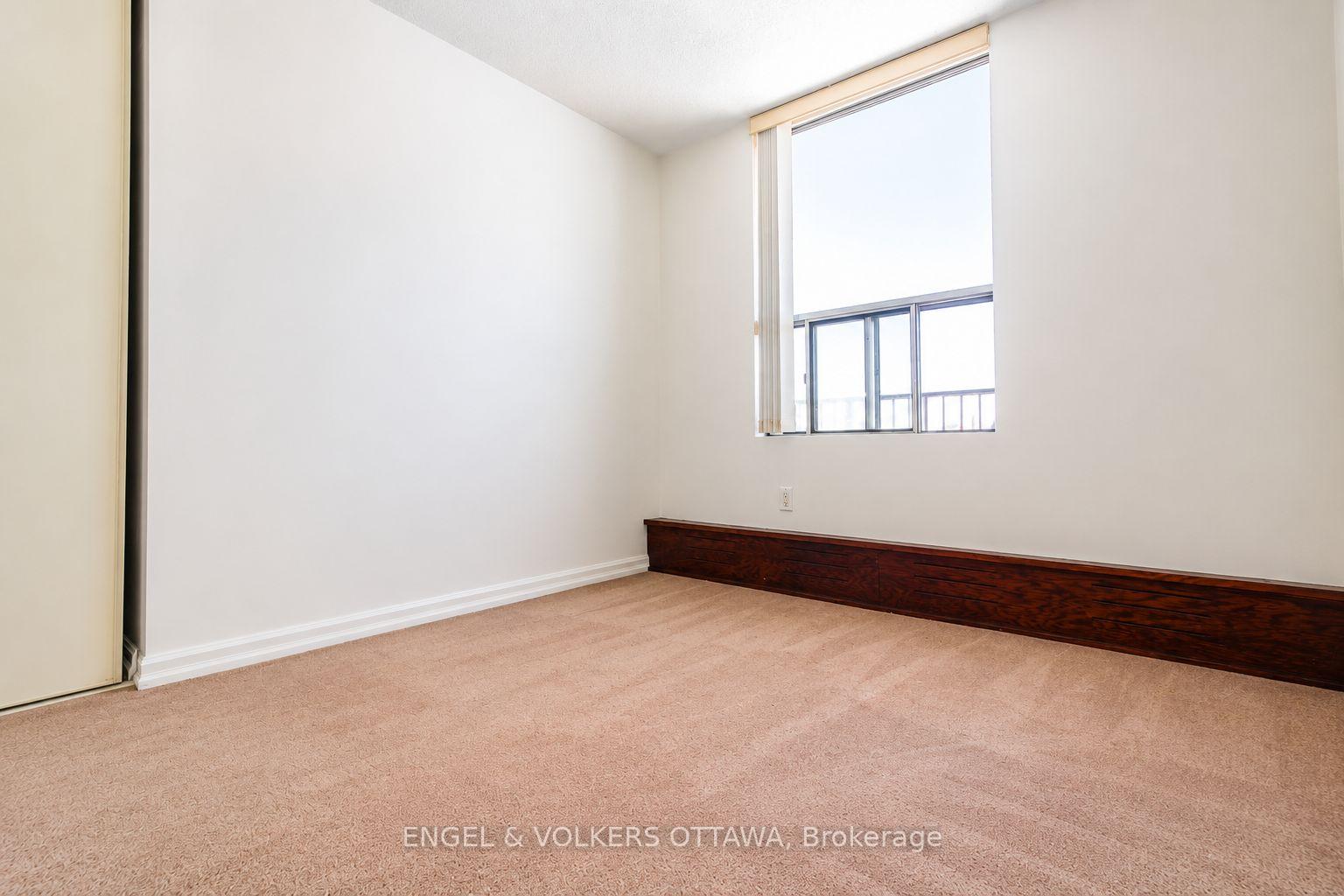Photo 17 of Unit 210, 2400 Virginia Drive, Ottawa, Guildwood Estates - Urbandale Acres — HOMEH