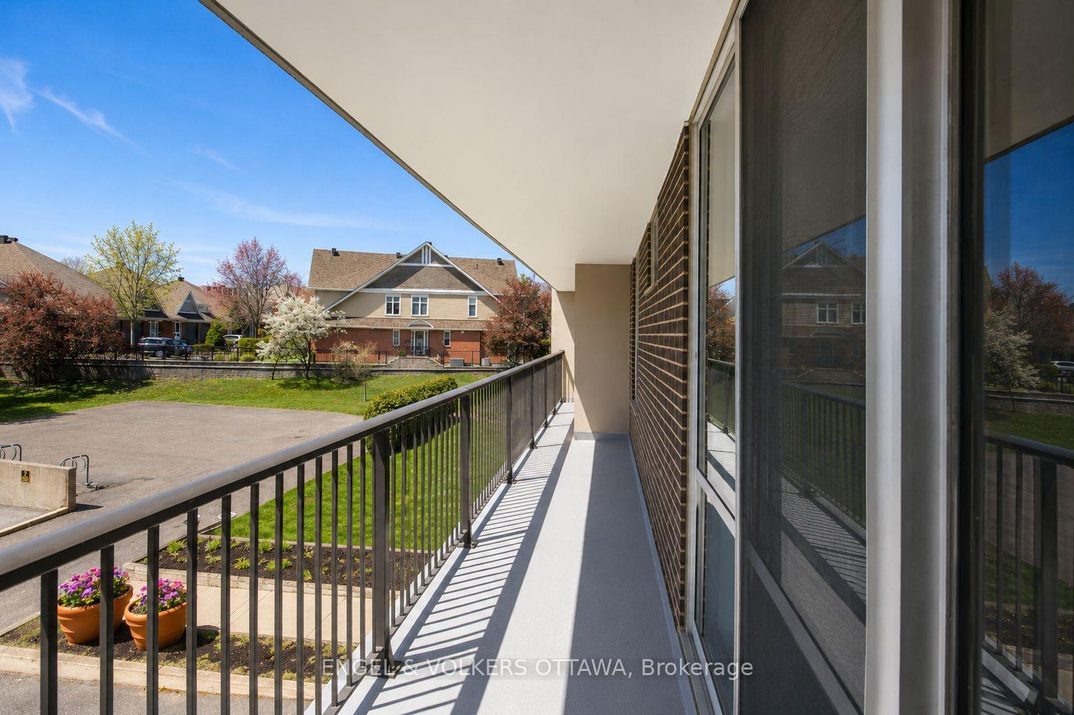 Photo 20 of Unit 210, 2400 Virginia Drive, Ottawa, Guildwood Estates - Urbandale Acres — HOMEH