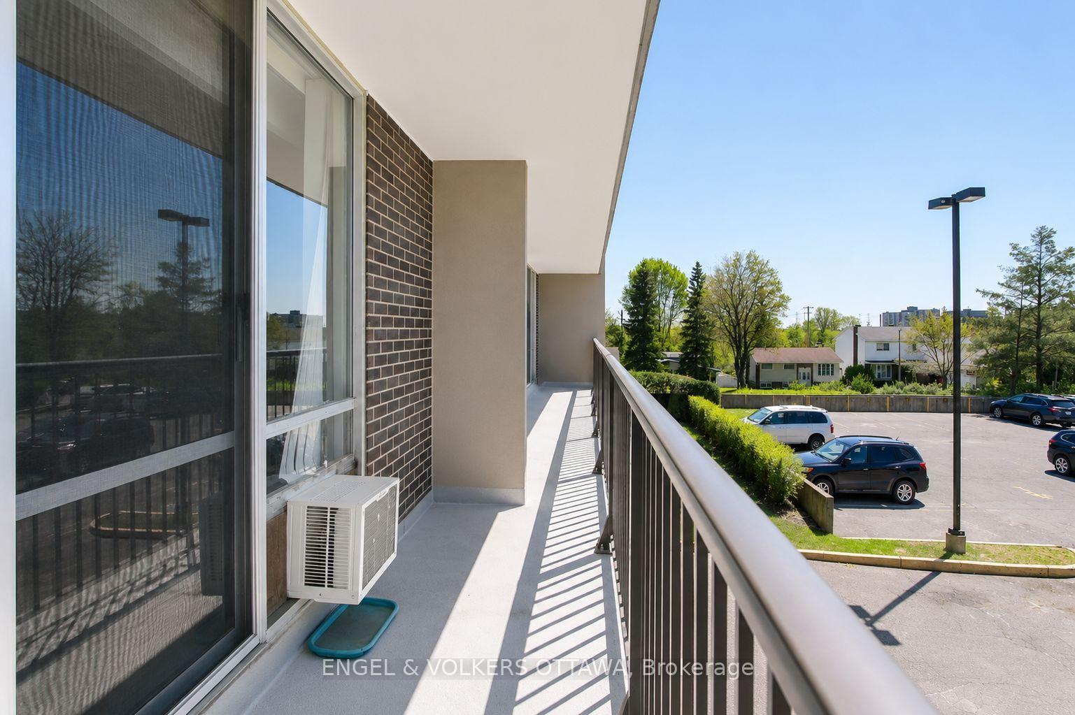 Photo 21 of Unit 210, 2400 Virginia Drive, Ottawa, Guildwood Estates - Urbandale Acres — HOMEH