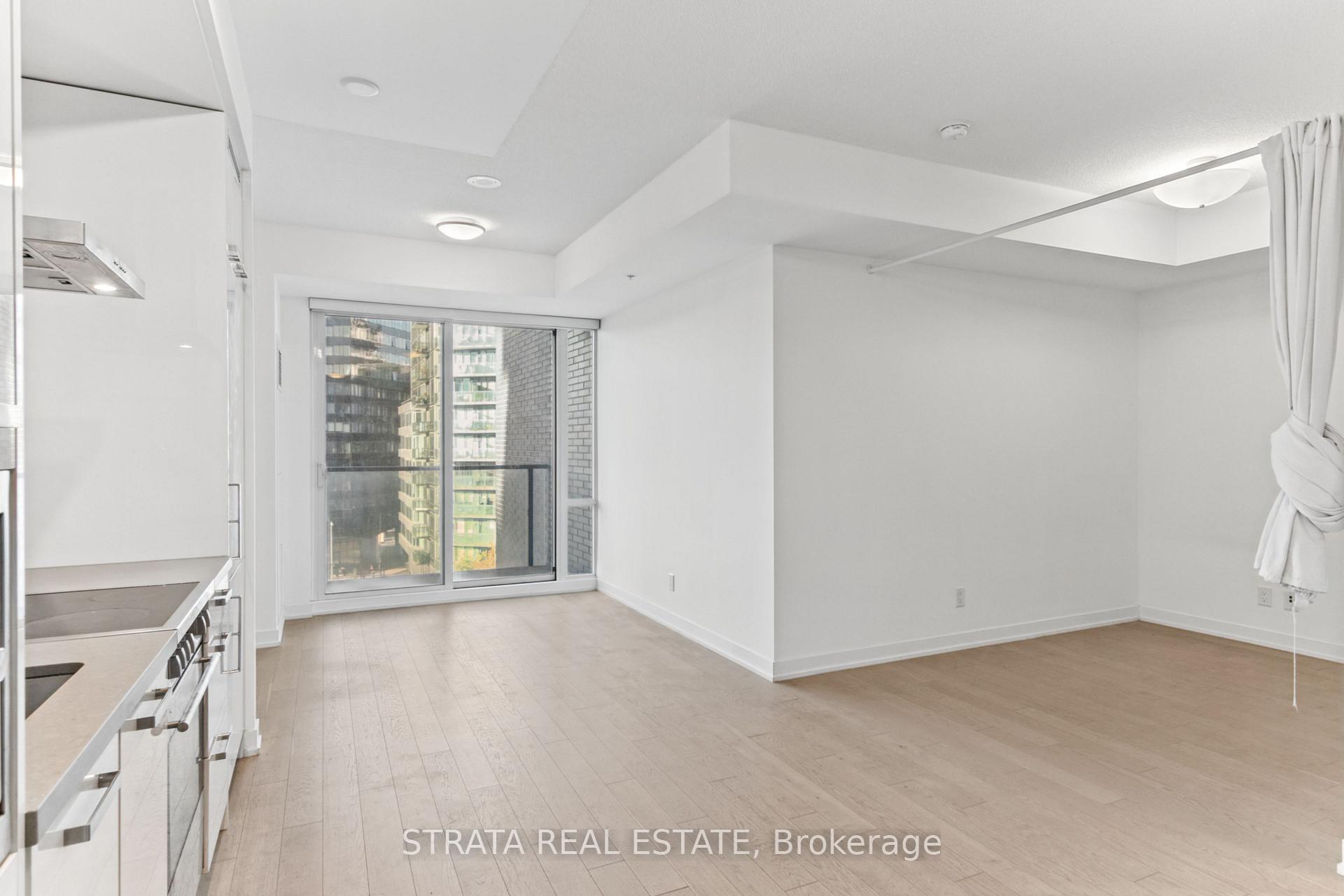 Photo 4 of Unit S615, 120 Bayview Avenue, Toronto, Waterfront Communities — HOMEH