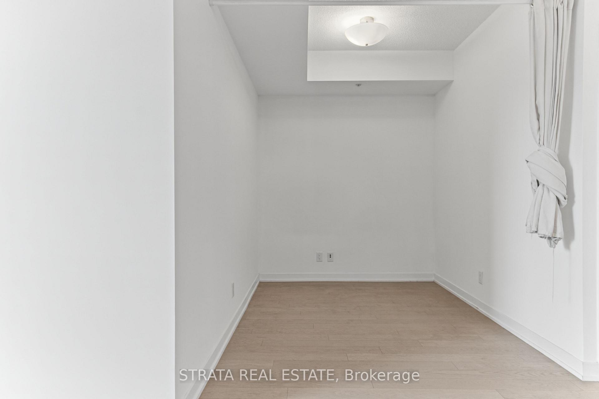 Photo 13 of Unit S615, 120 Bayview Avenue, Toronto, Waterfront Communities — HOMEH