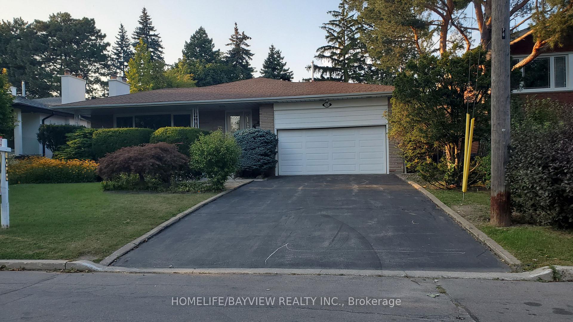 Photo 1 of 6 Restwell Crescent, North York, Bayview Village — HOMEH