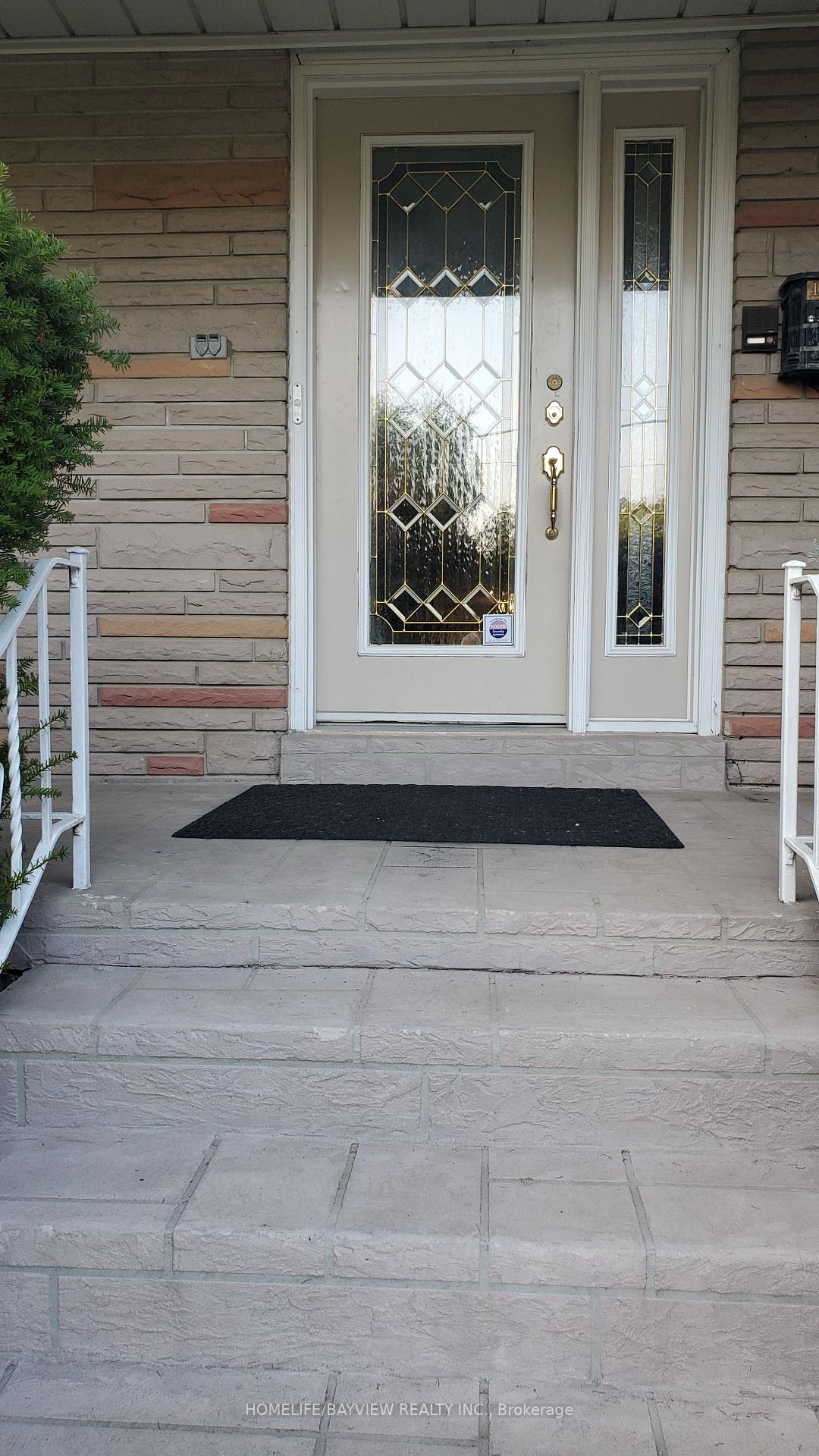 Photo 3 of 6 Restwell Crescent, North York, Bayview Village — HOMEH